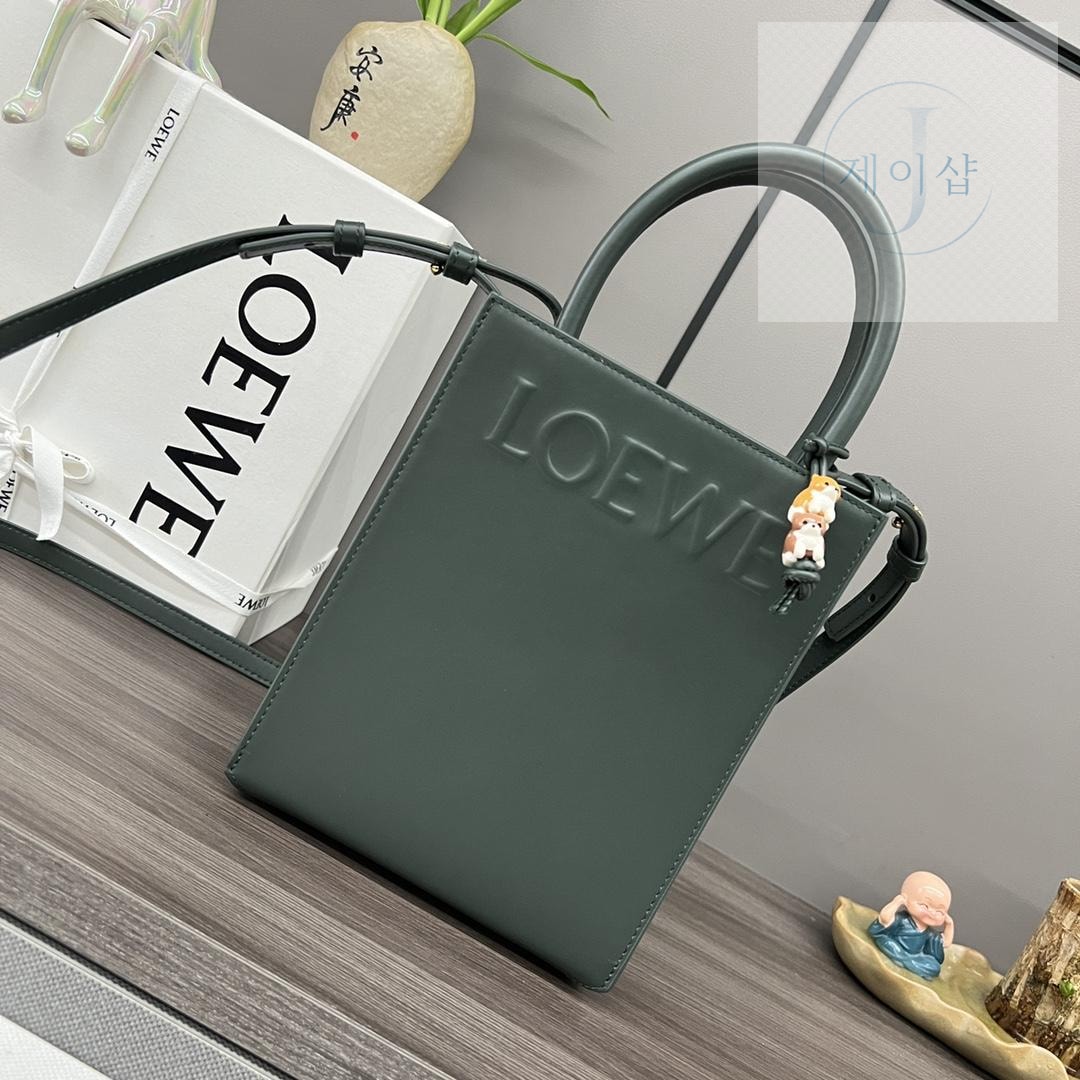 Loewe Standard A5 Tote