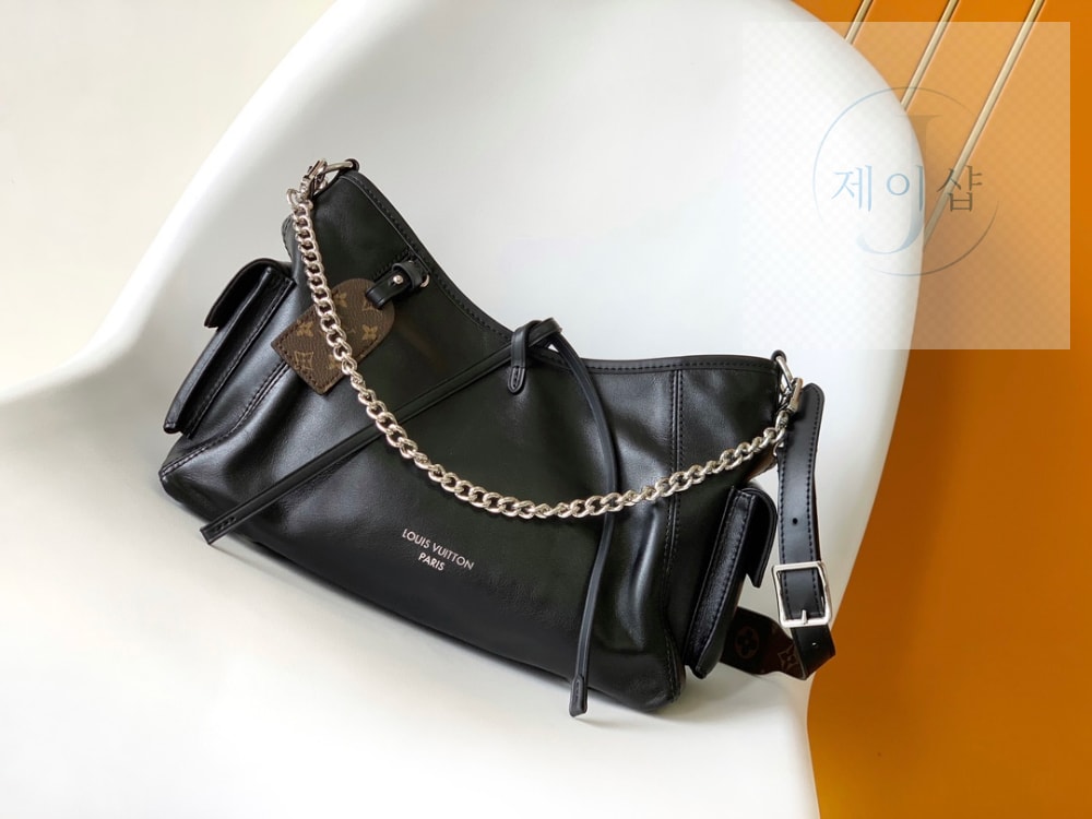 Louis Vuitton Carry All Cargo PM