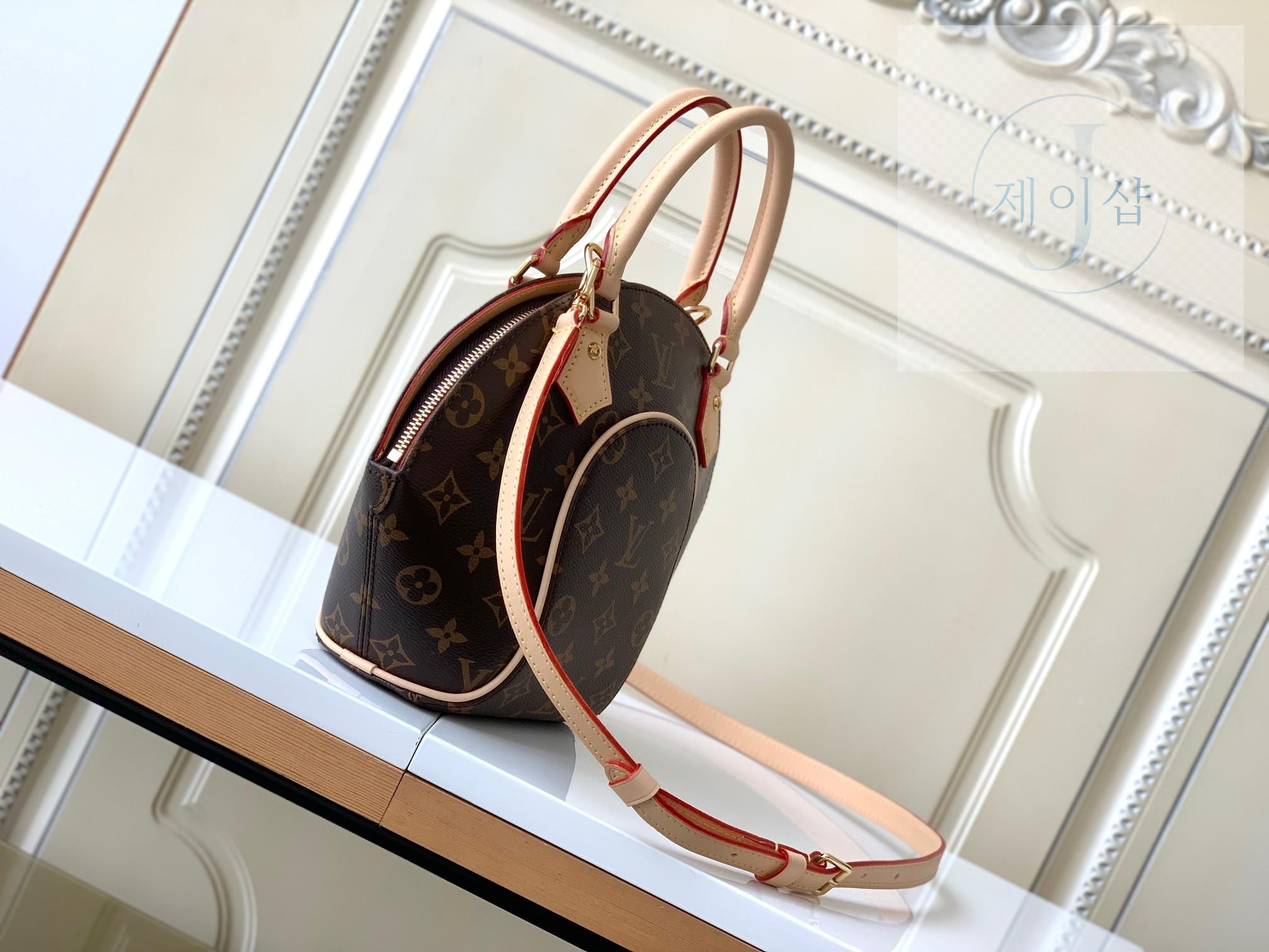 Louis Vuitton Ellipse PM - 상세 이미지