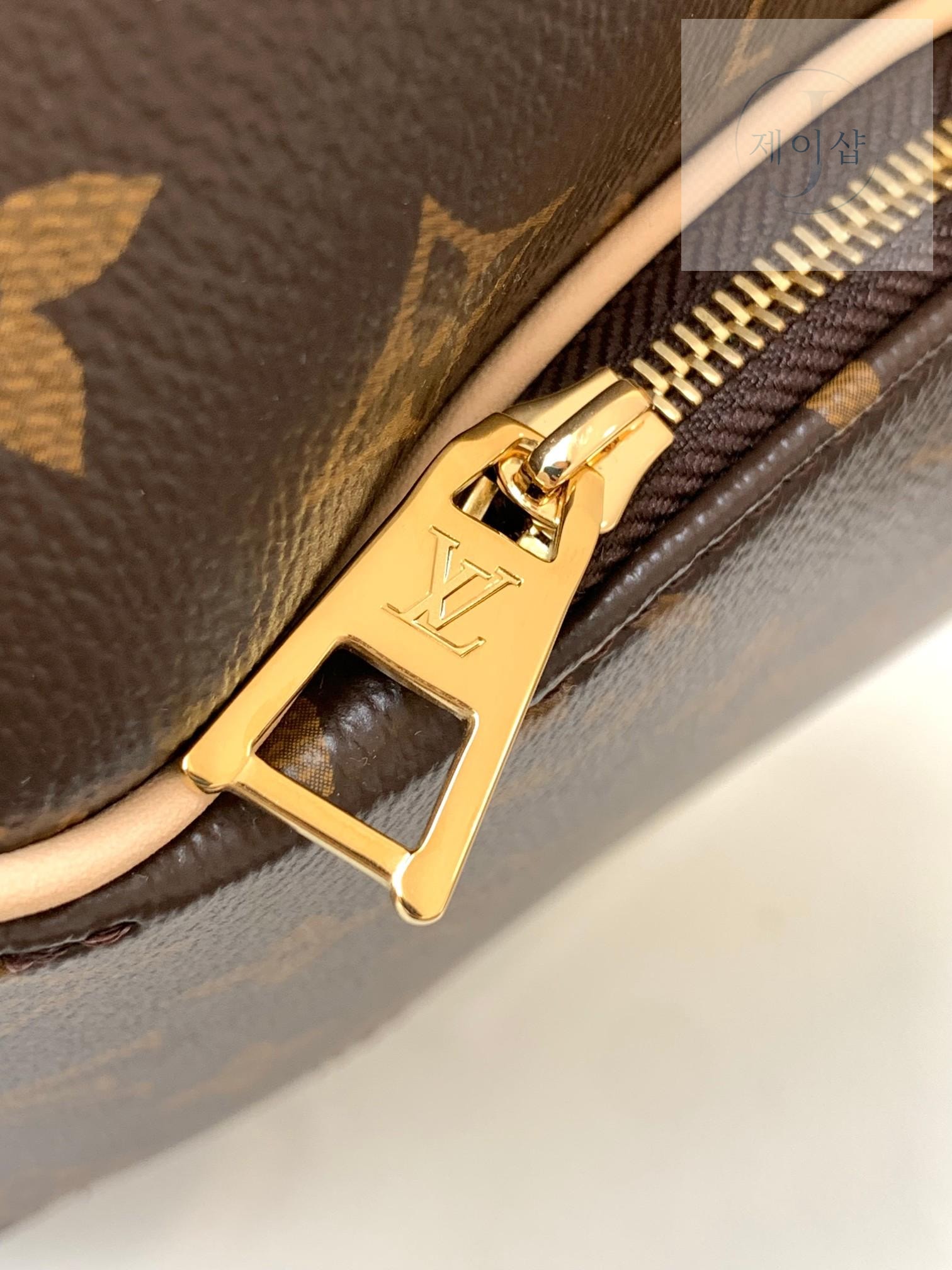 Louis Vuitton Ellipse PM - 상세 이미지