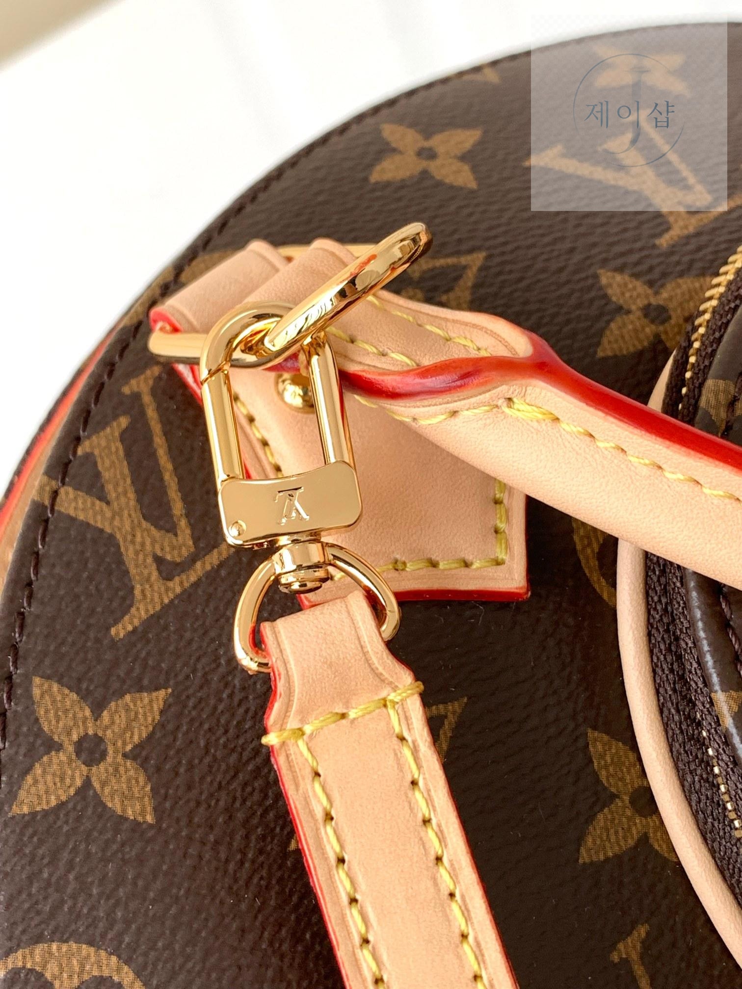 Louis Vuitton Ellipse PM - 상세 이미지
