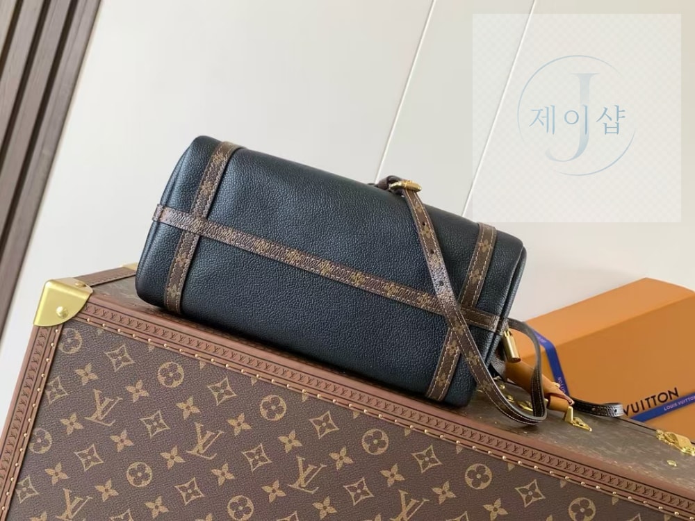 Louis Vuitton Express PM - 상세 이미지