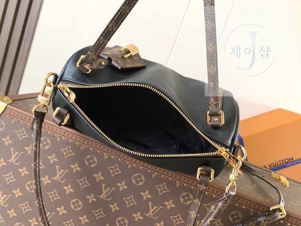 Louis Vuitton Express PM - 상세 이미지