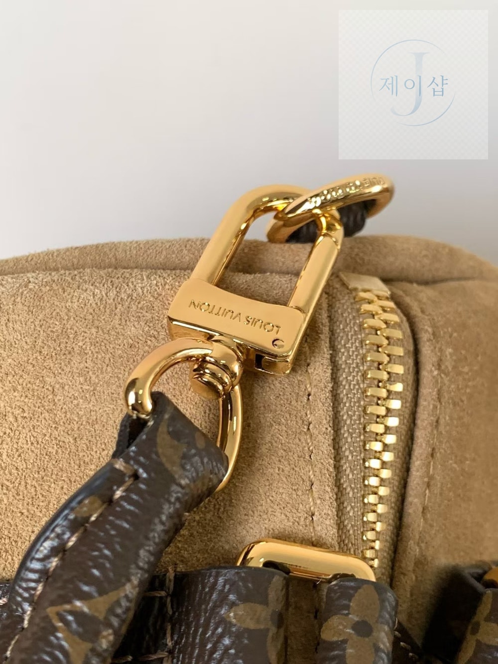 Louis Vuitton Express Travel - 상세 이미지