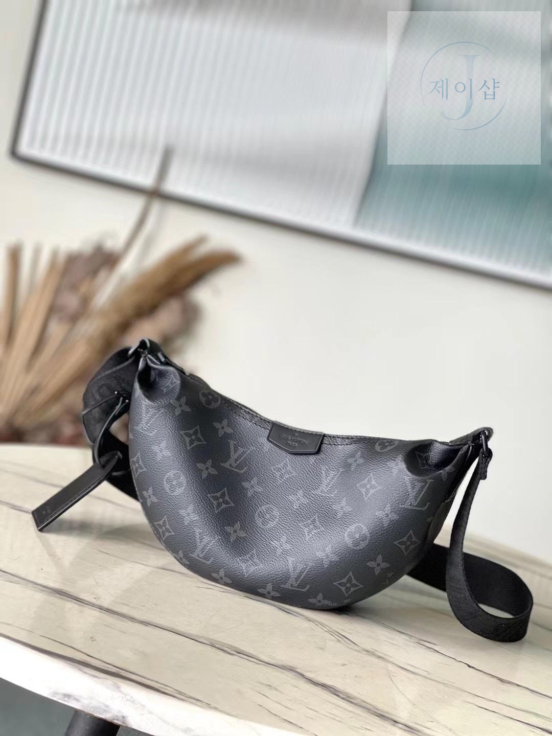 Louis Vuitton Hamac PM Monogram - 상세 이미지