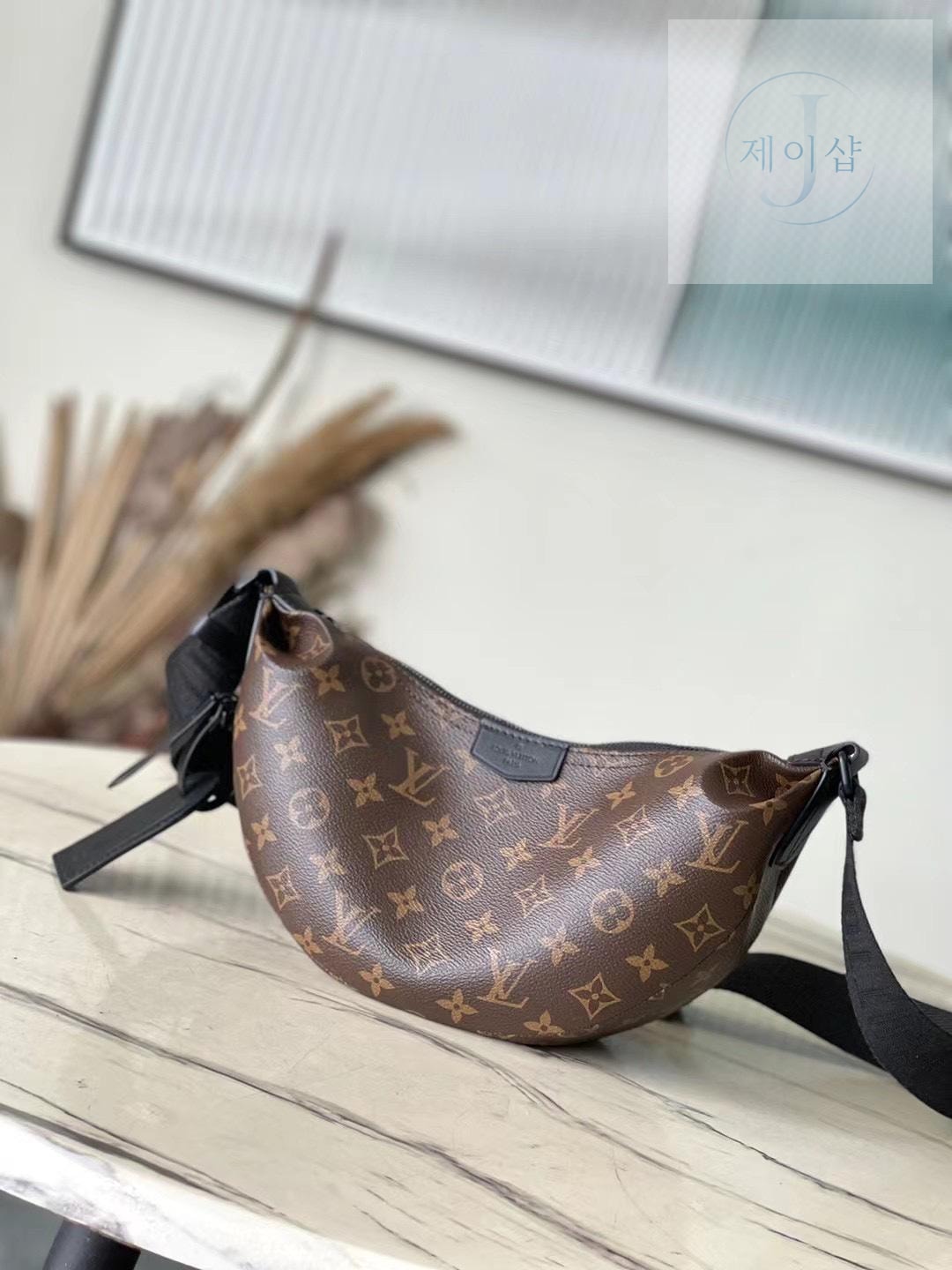Louis Vuitton Hamac PM Monogram - 상세 이미지