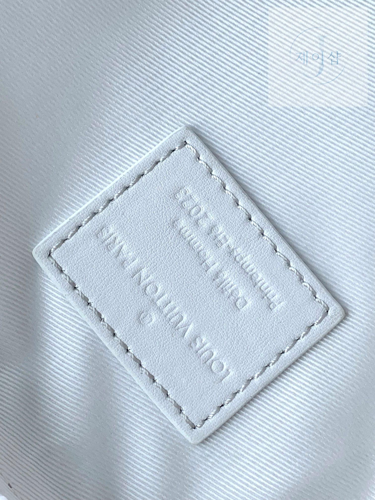 Louis Vuitton Handle Soft Trunk - 상세 이미지