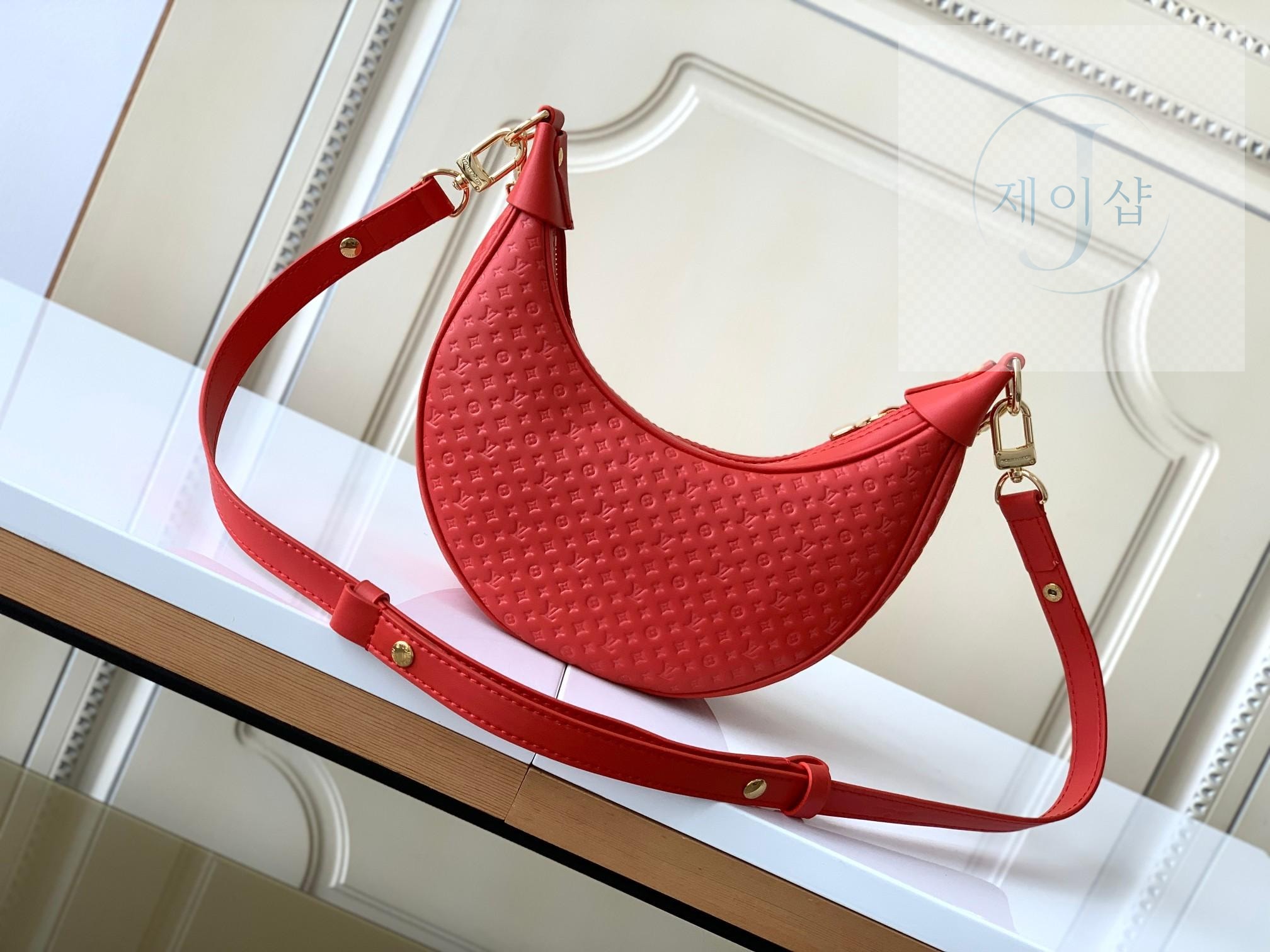 Louis Vuitton Loop H27 - 상세 이미지