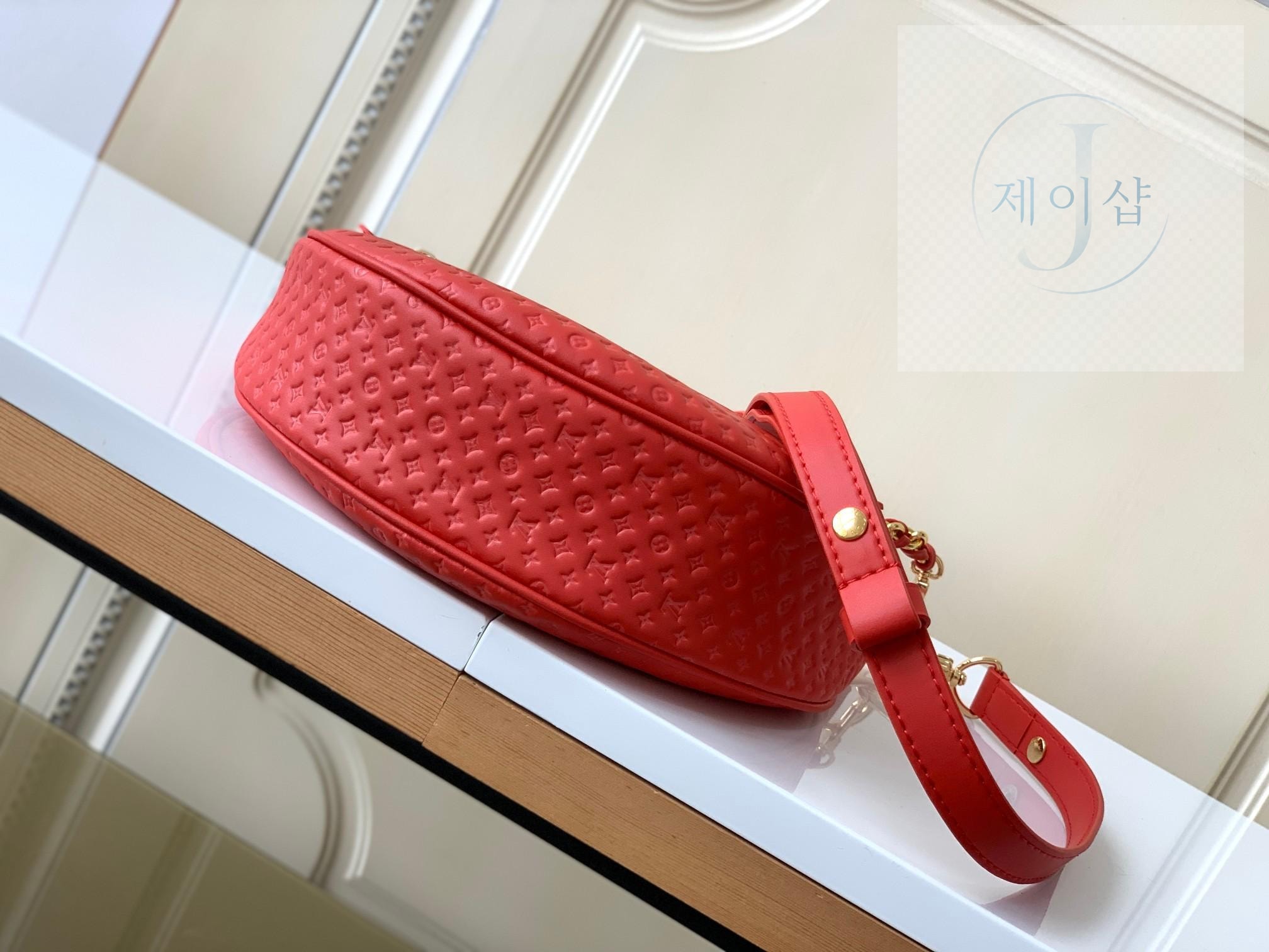 Louis Vuitton Loop H27 - 상세 이미지