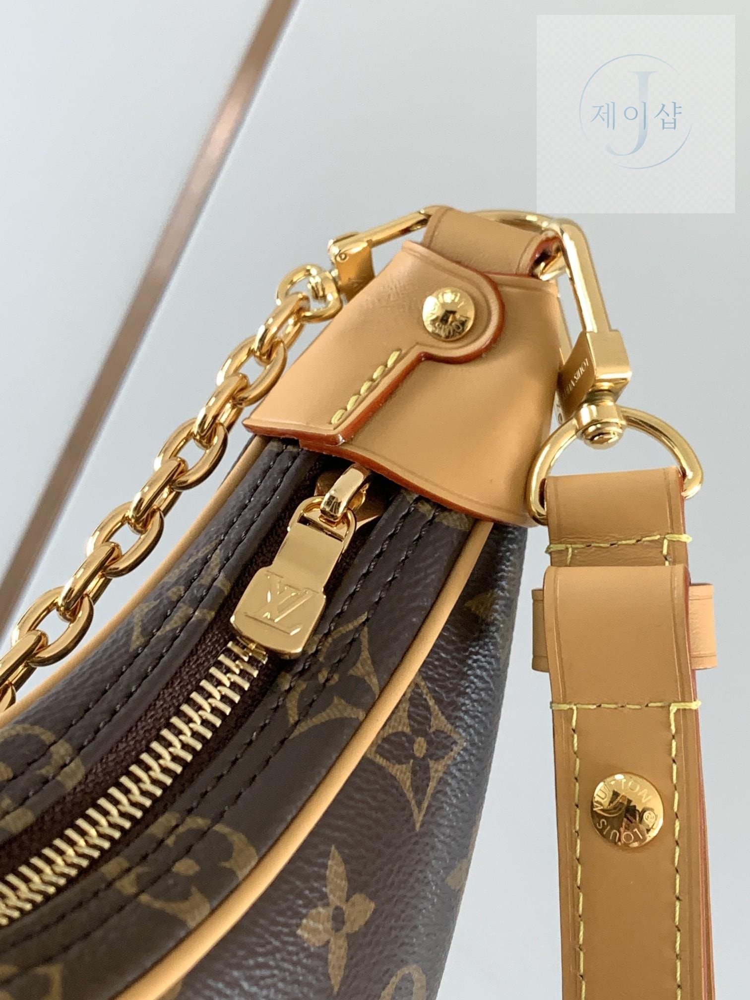 Louis Vuitton Loop Hobo Monogram - 상세 이미지
