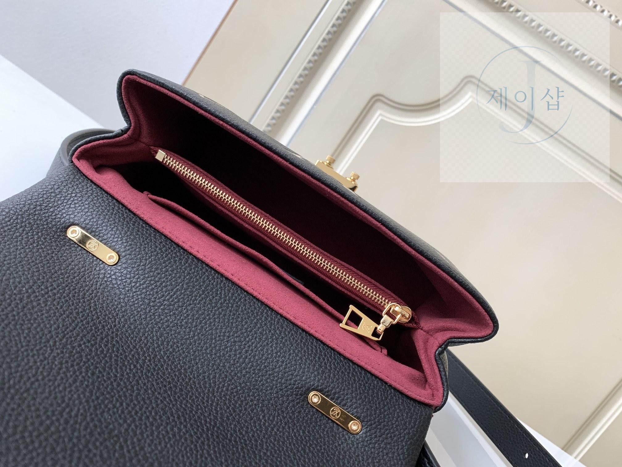 Louis Vuitton Madeleine BB - 상세 이미지