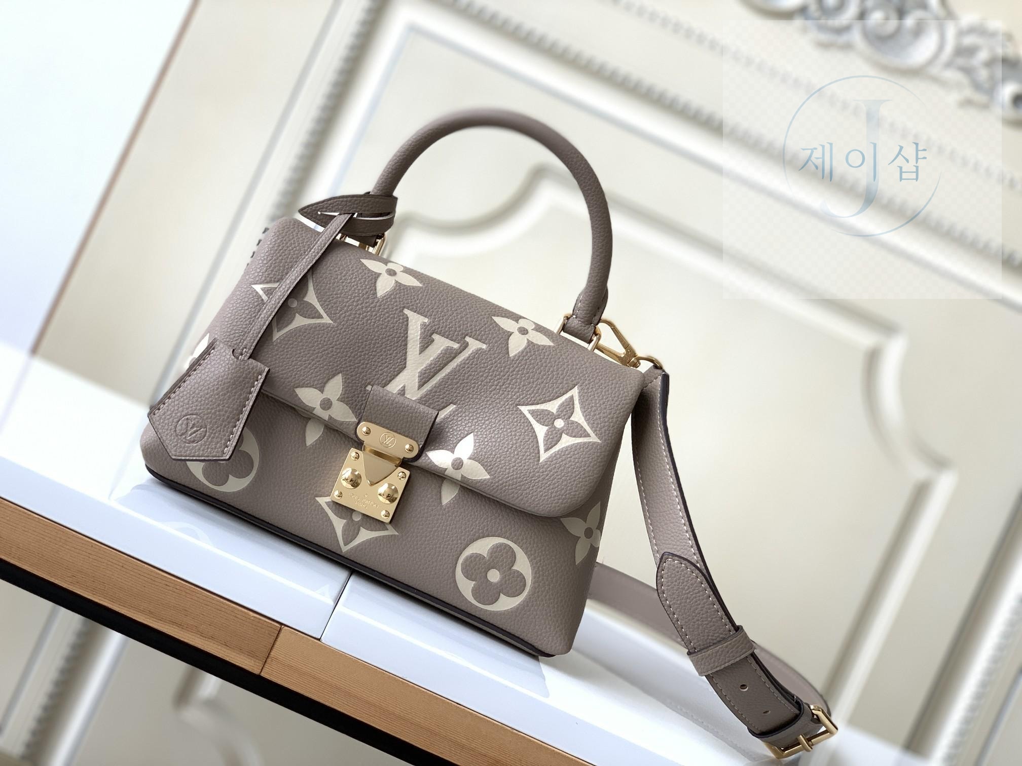 Louis Vuitton Madeleine BB - 상세 이미지