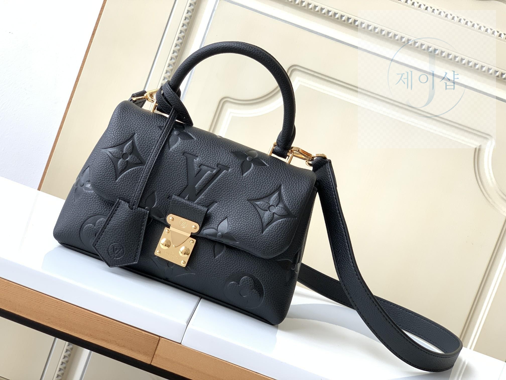 Louis Vuitton Madeleine BB - 상세 이미지