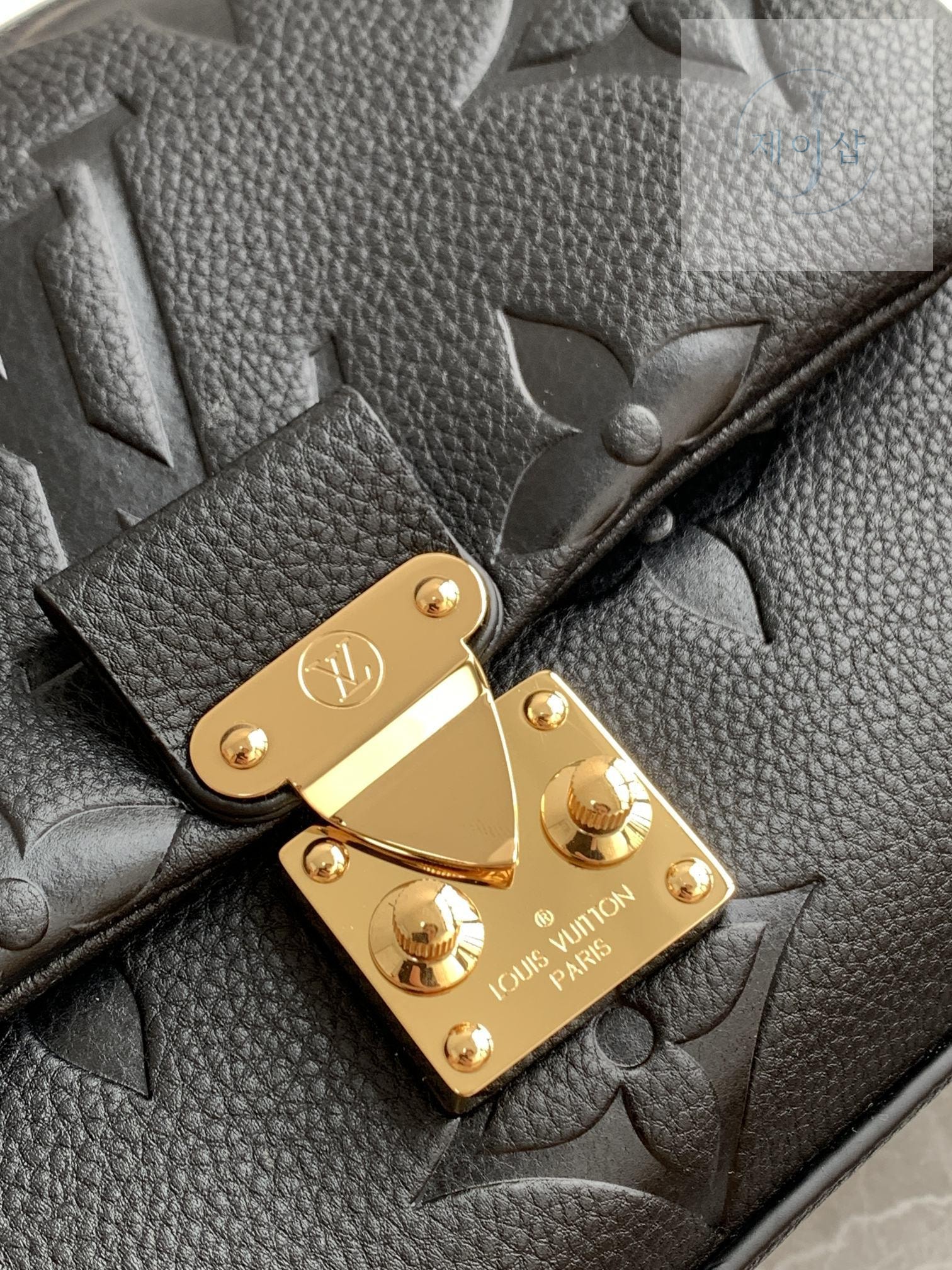 Louis Vuitton Madeleine BB - 상세 이미지