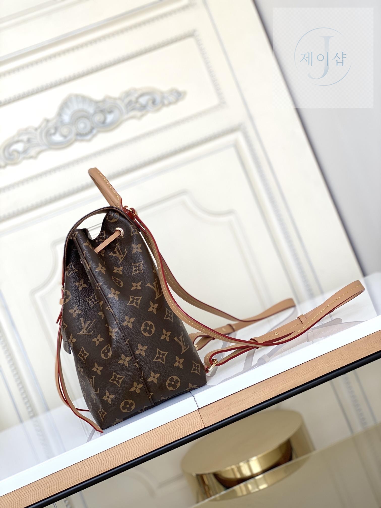 Louis Vuitton Montsouris PM - 상세 이미지