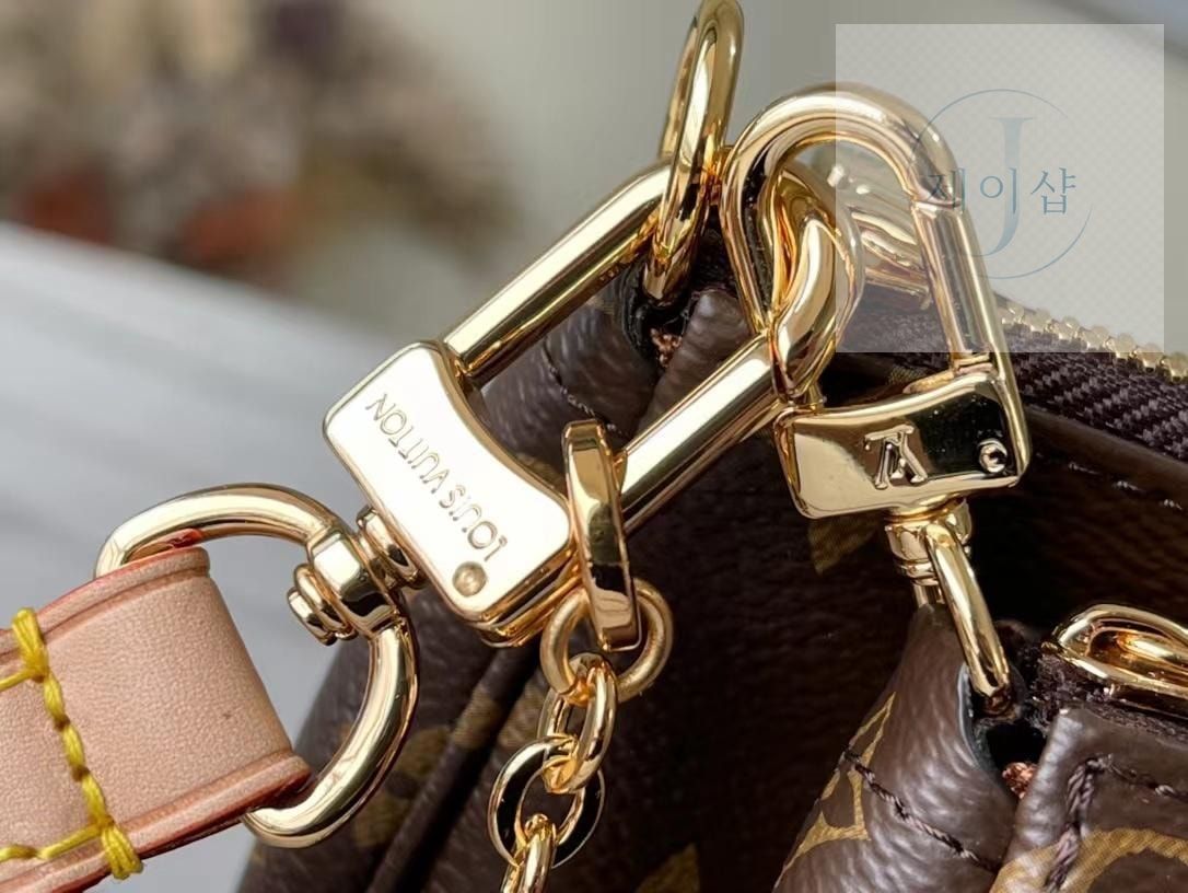 Louis Vuitton Multi Pochette Axesua - 상세 이미지