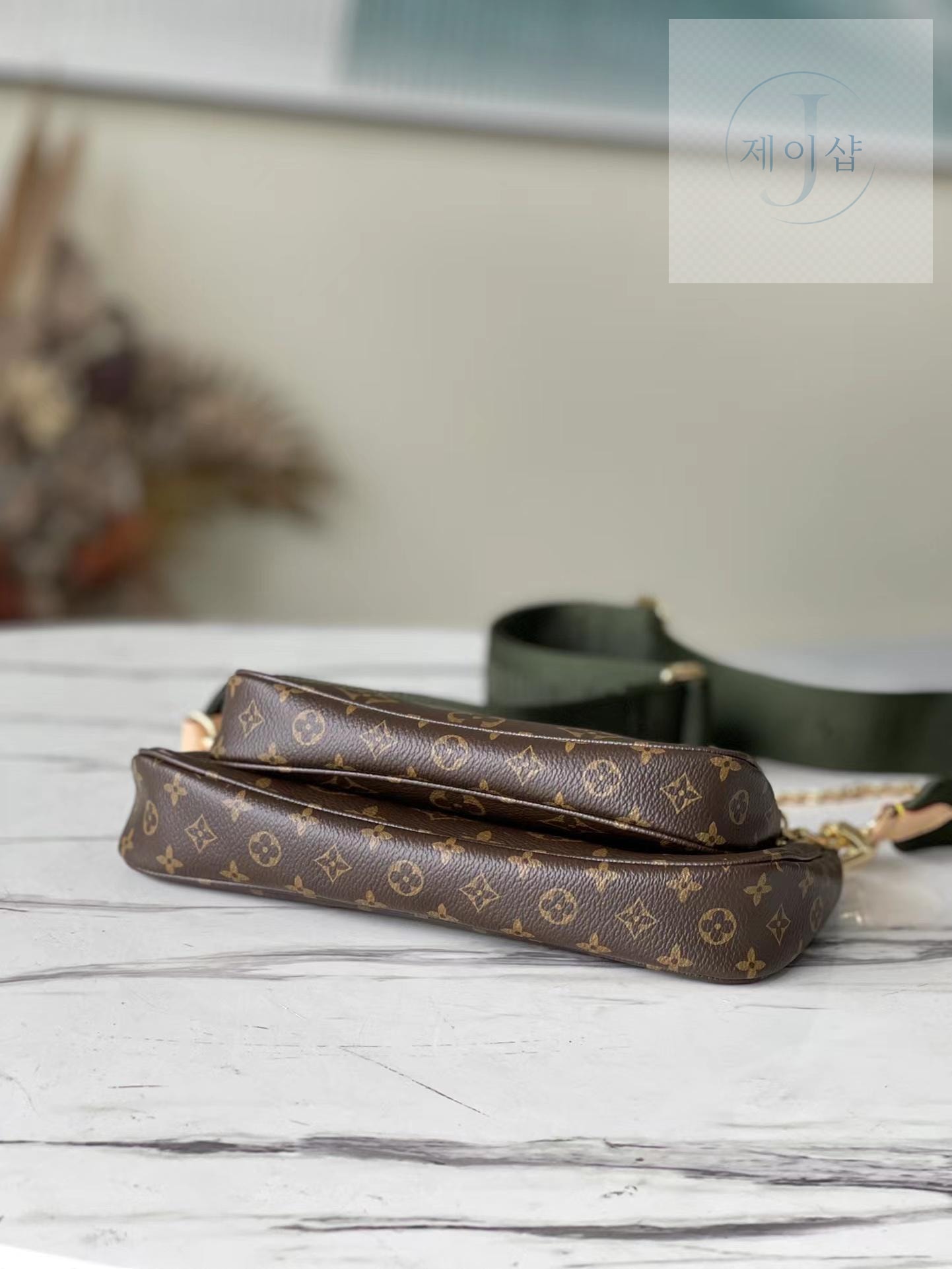 Louis Vuitton Multi Pochette Axesua - 상세 이미지
