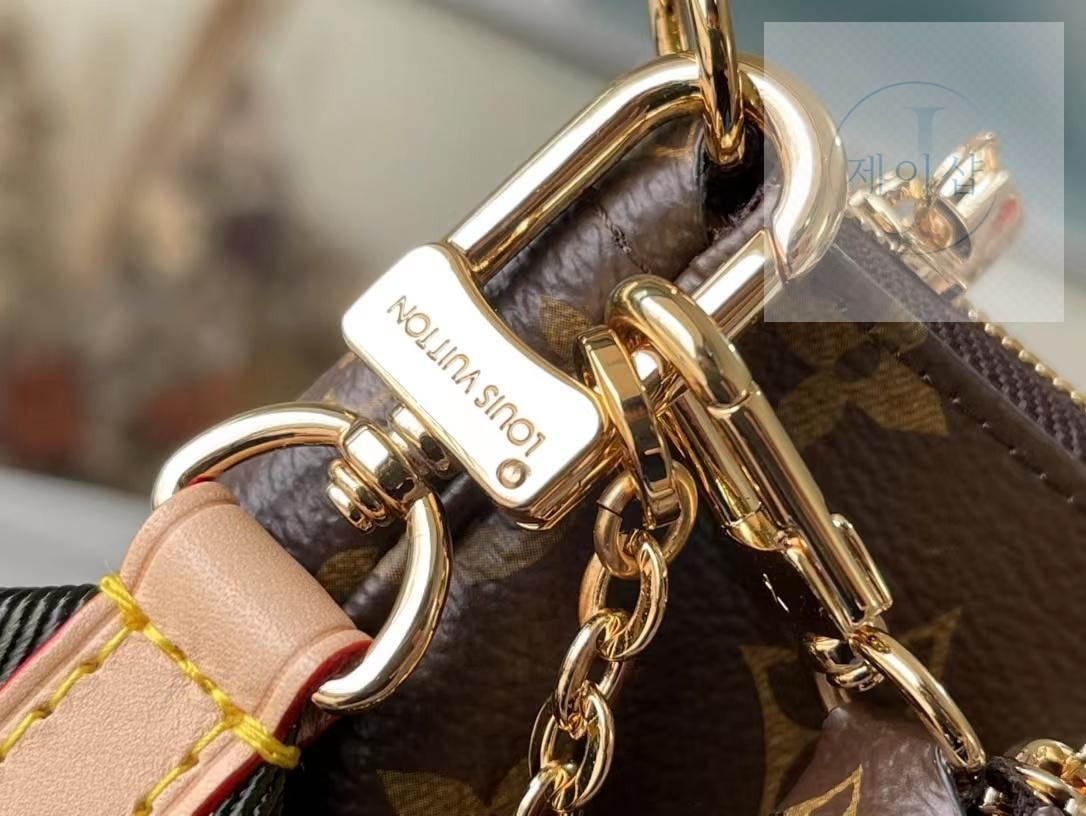 Louis Vuitton Multi Pochette Axesua - 상세 이미지