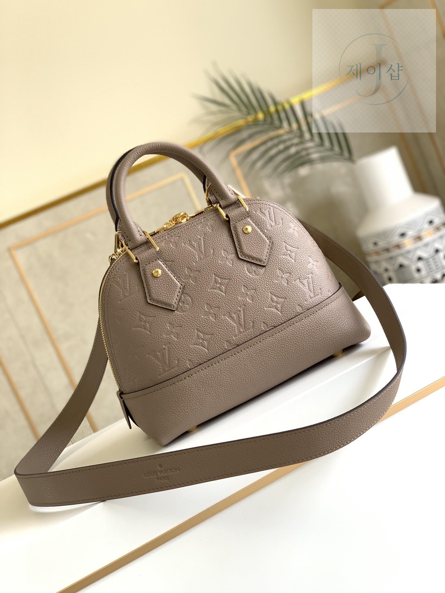 Louis Vuitton Neo Alma BB - 상세 이미지