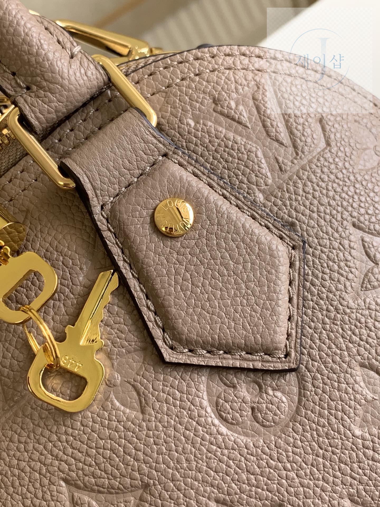 Louis Vuitton Neo Alma BB - 상세 이미지