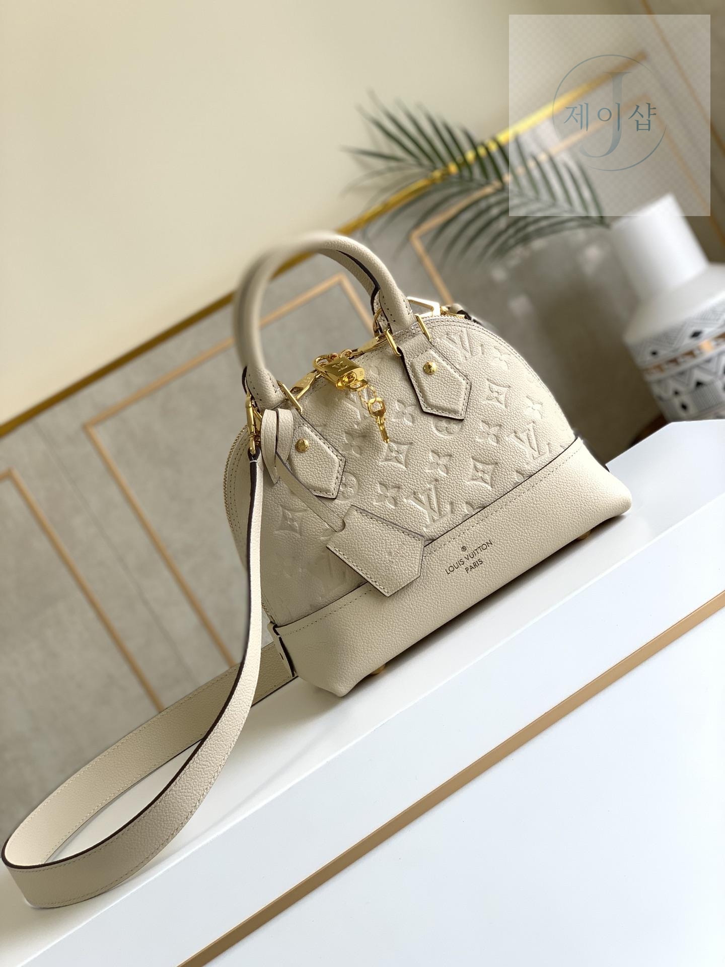 Louis Vuitton Neo Alma BB - 상세 이미지