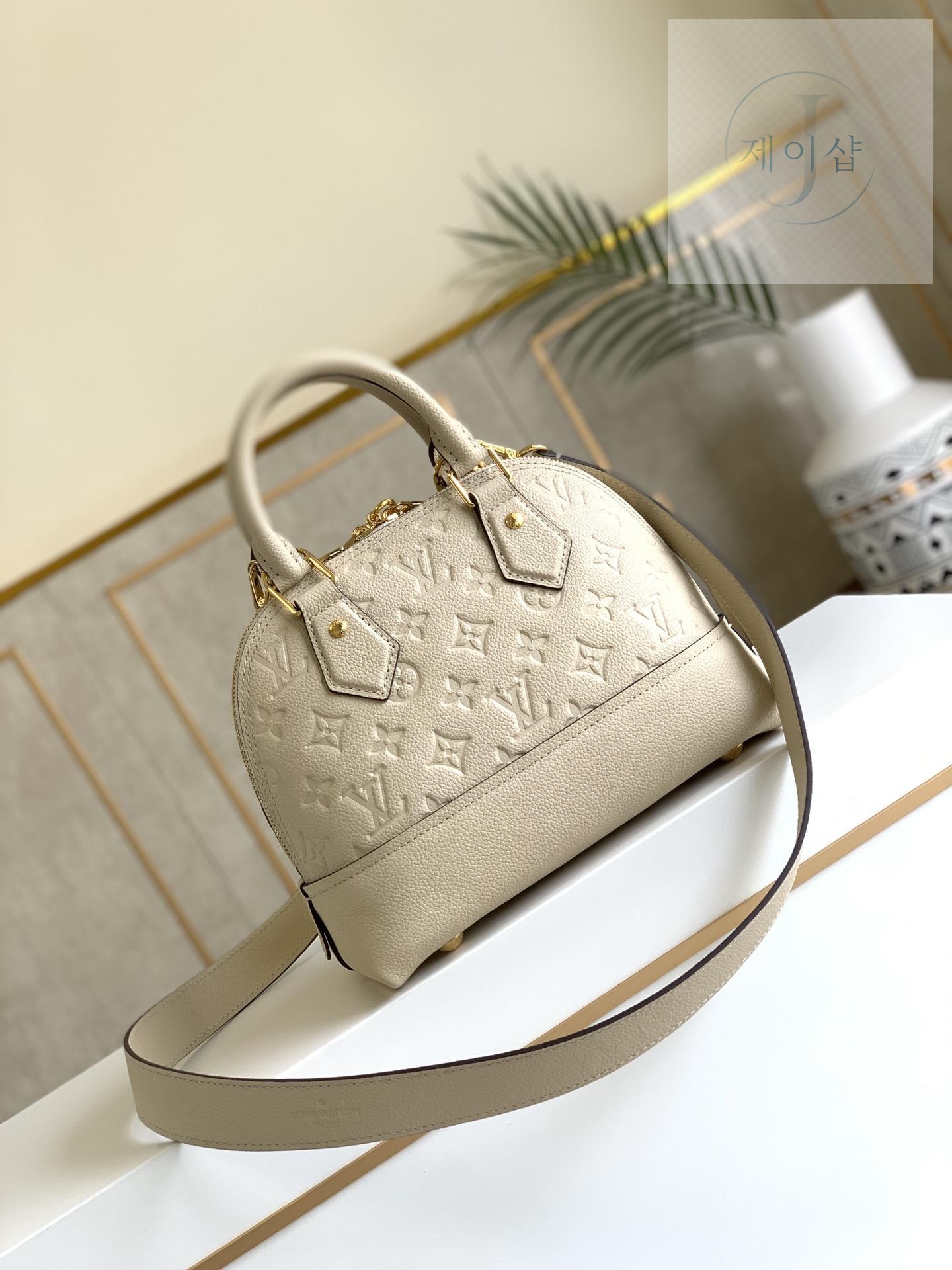 Louis Vuitton Neo Alma BB - 상세 이미지