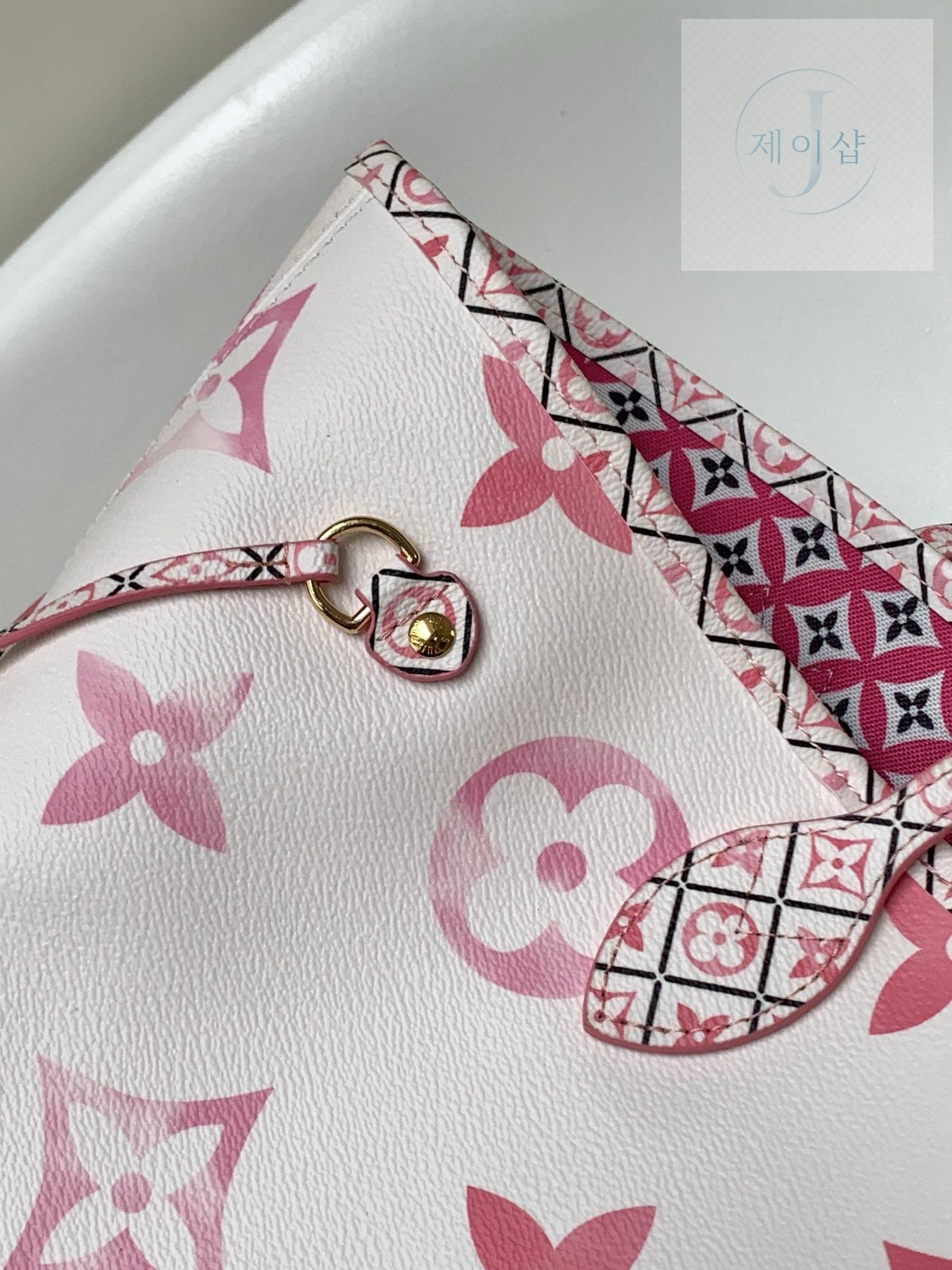 Louis Vuitton Neverfull Giant Monogram - 상세 이미지