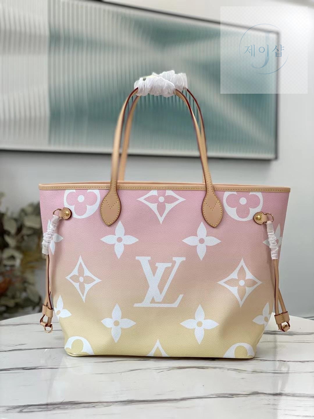 Louis Vuitton Neverfull MM - 상세 이미지