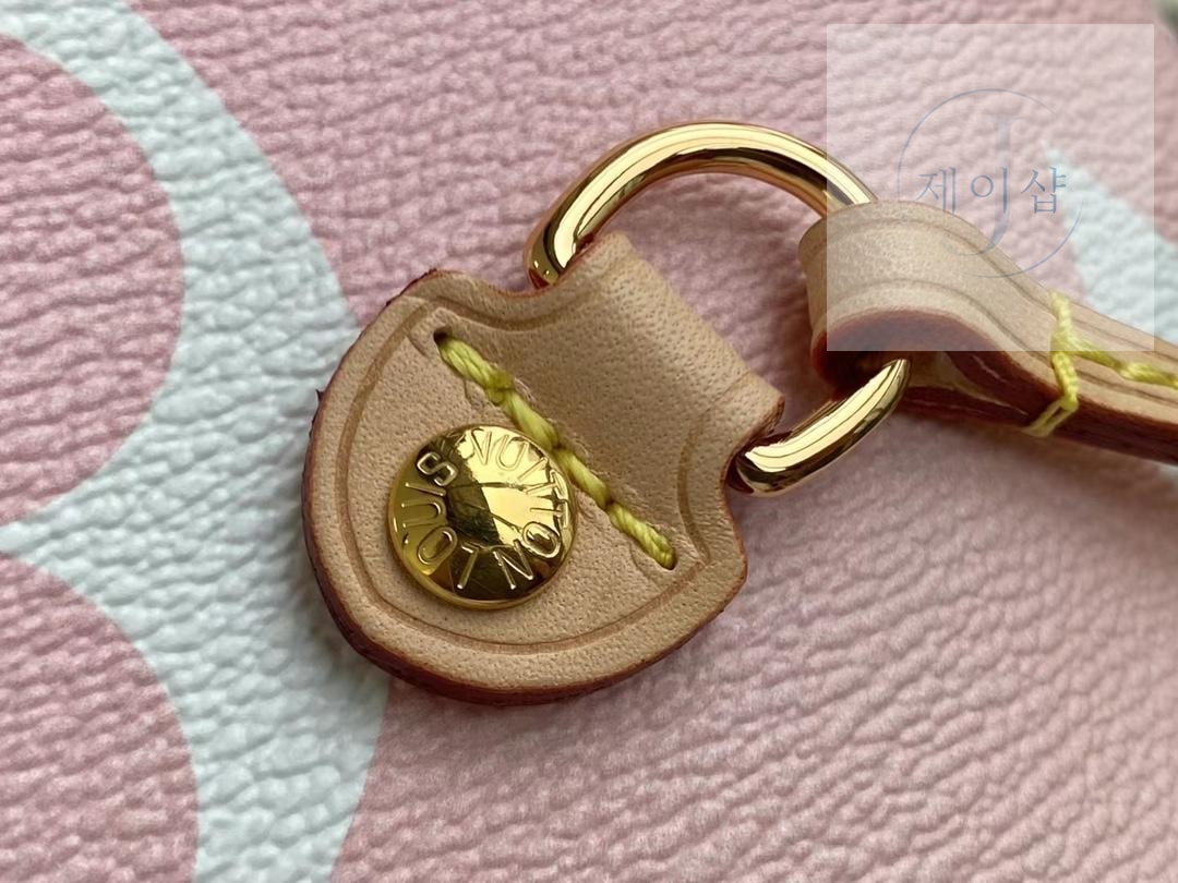 Louis Vuitton Neverfull MM - 상세 이미지