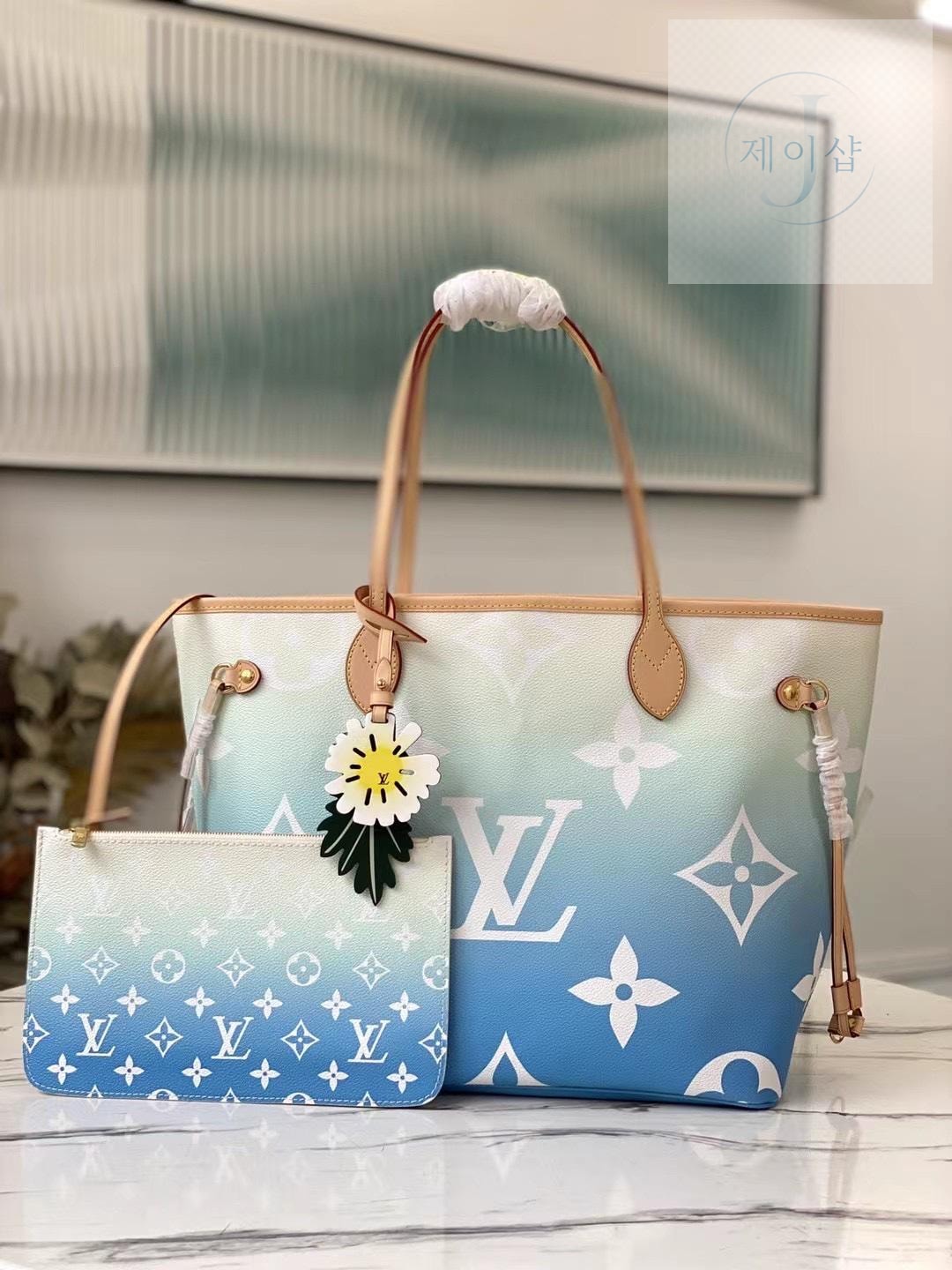 Louis Vuitton Neverfull MM - 상세 이미지