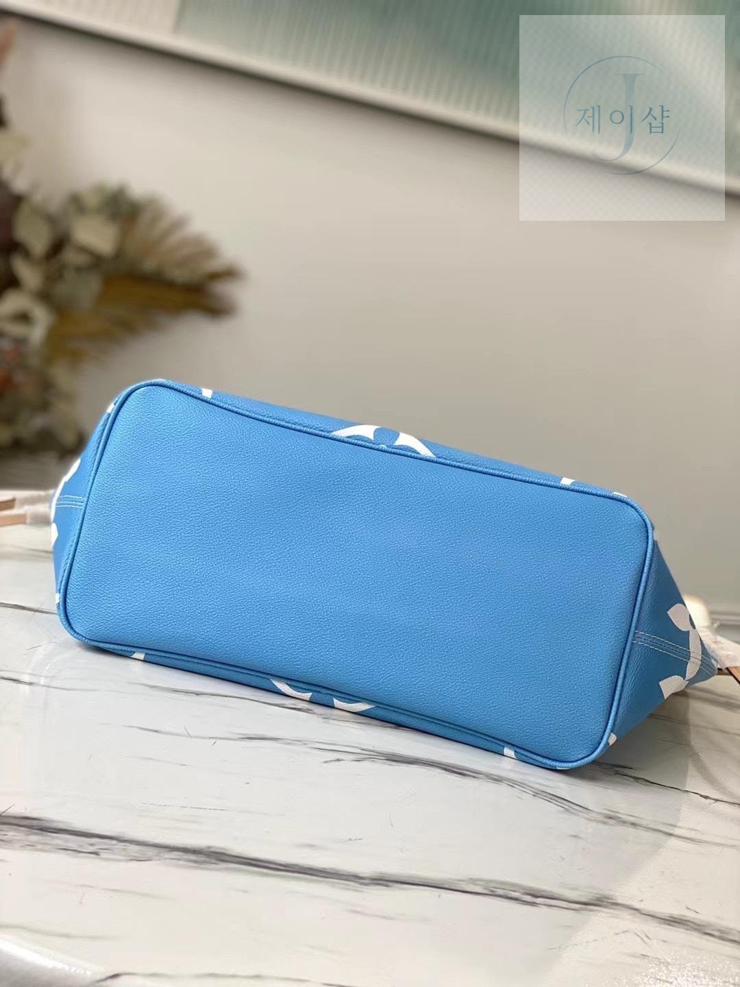 Louis Vuitton Neverfull MM - 상세 이미지
