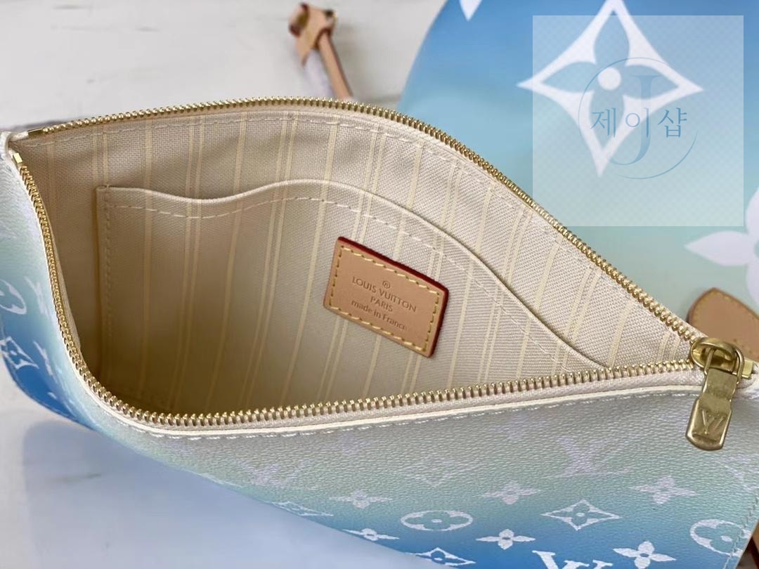 Louis Vuitton Neverfull MM - 상세 이미지