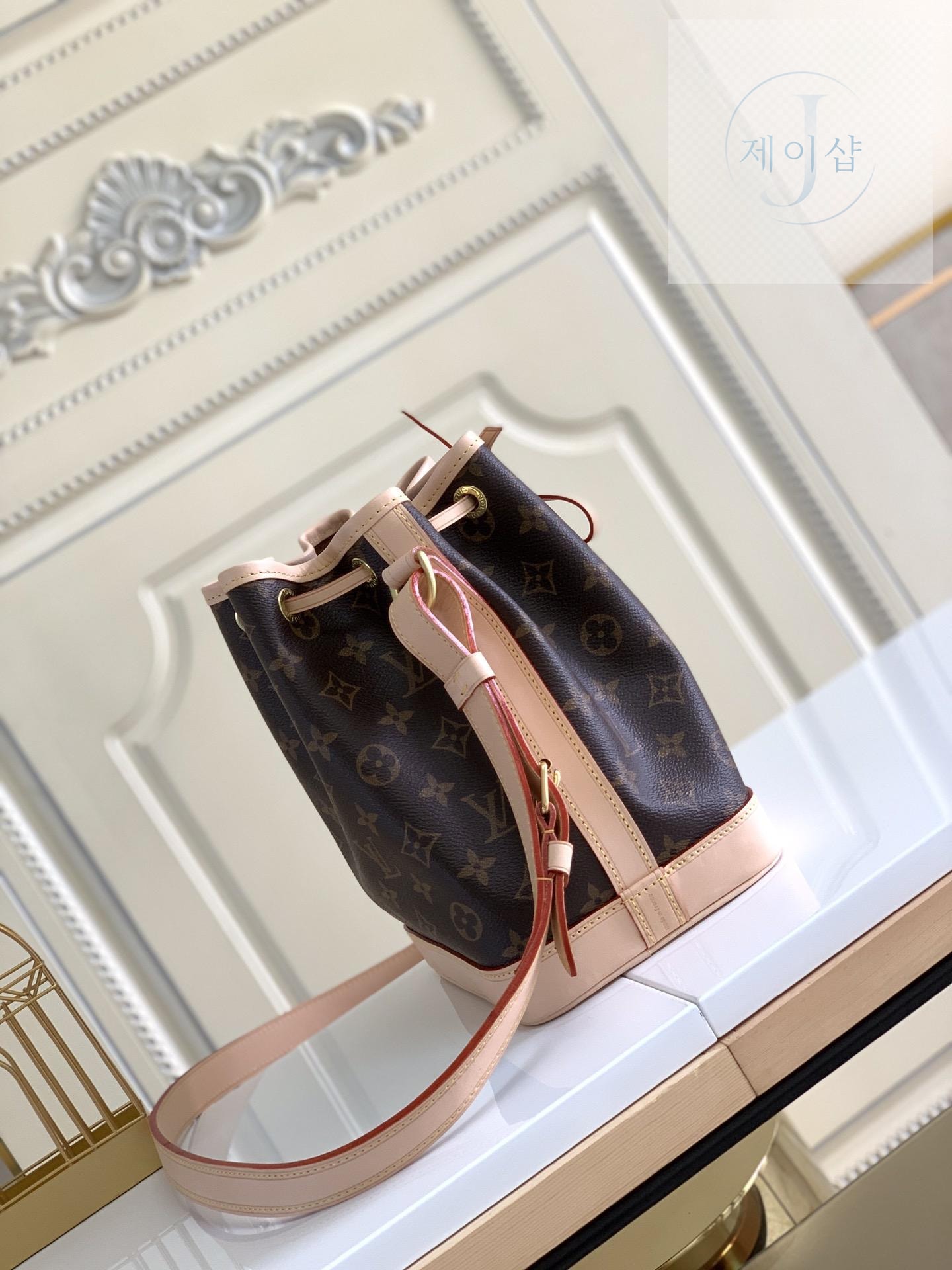 Louis Vuitton Noe BB - 상세 이미지