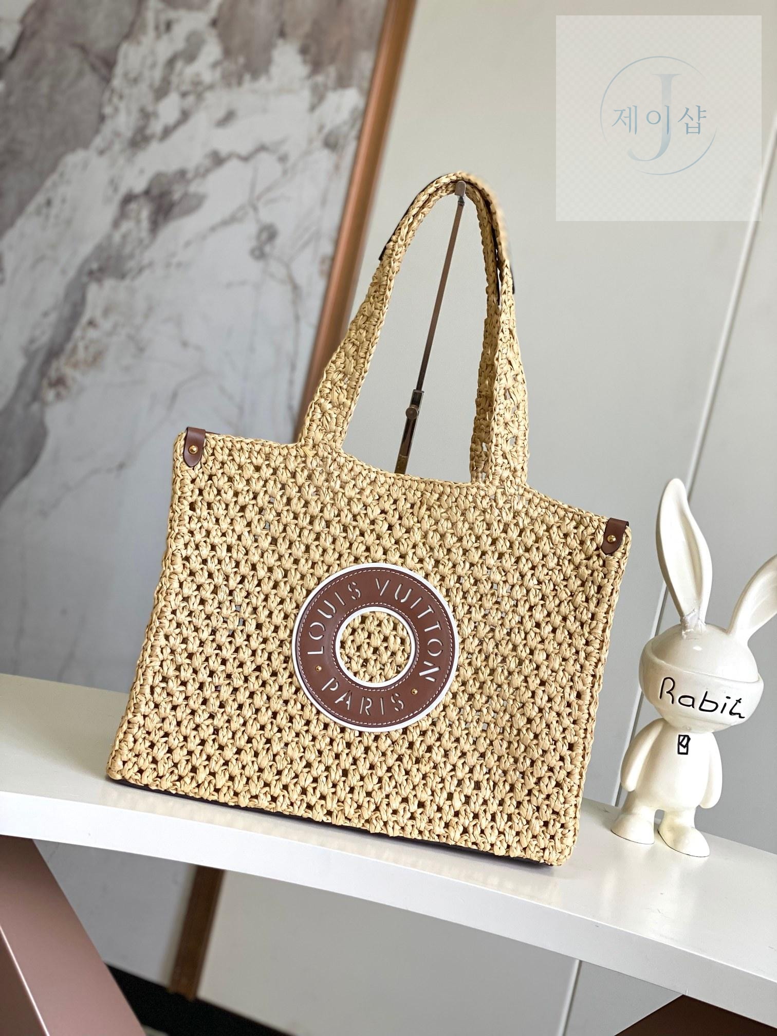 Louis Vuitton On The Go Raffia