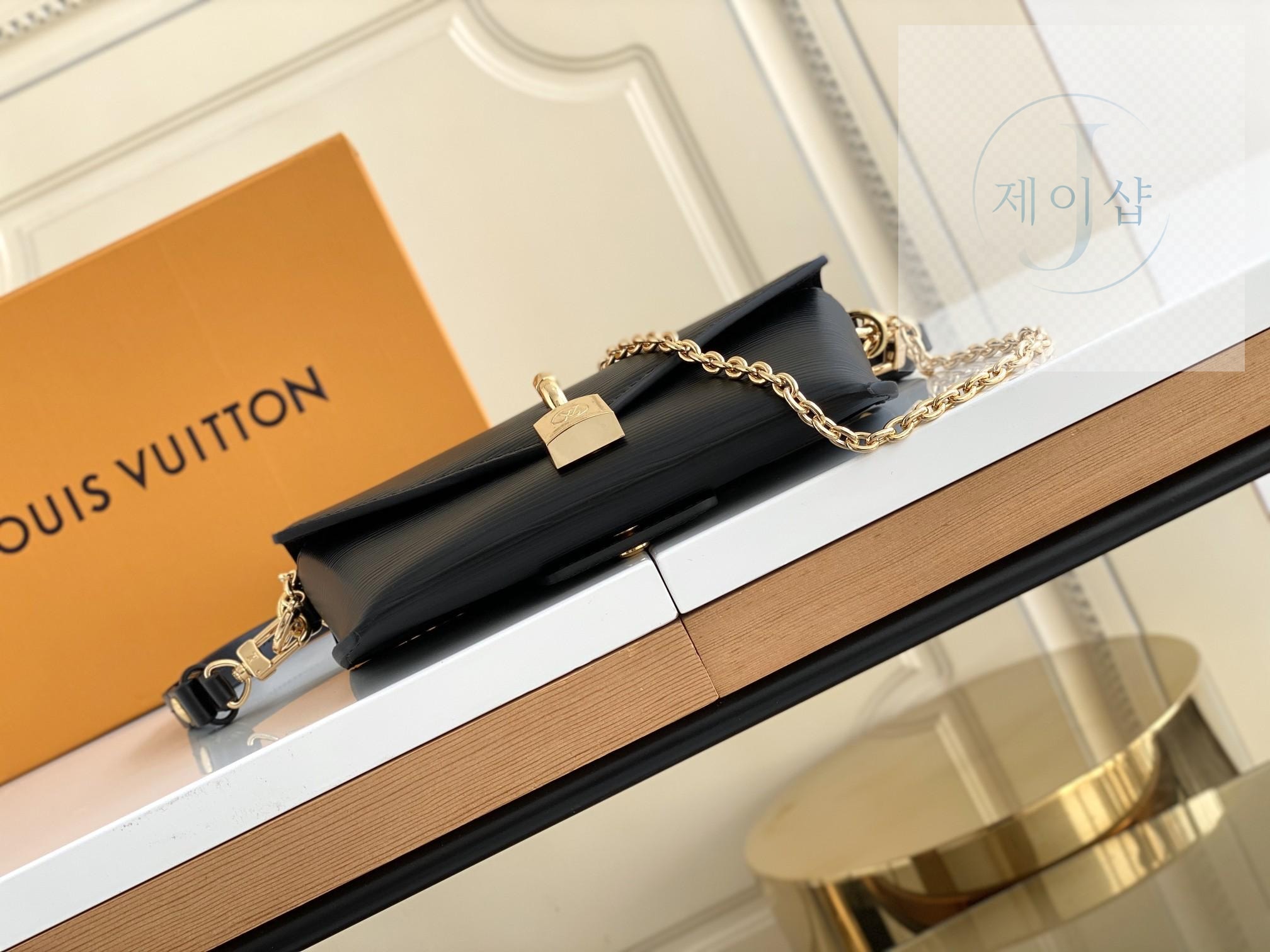 Louis Vuitton Padlock On Strap - 상세 이미지