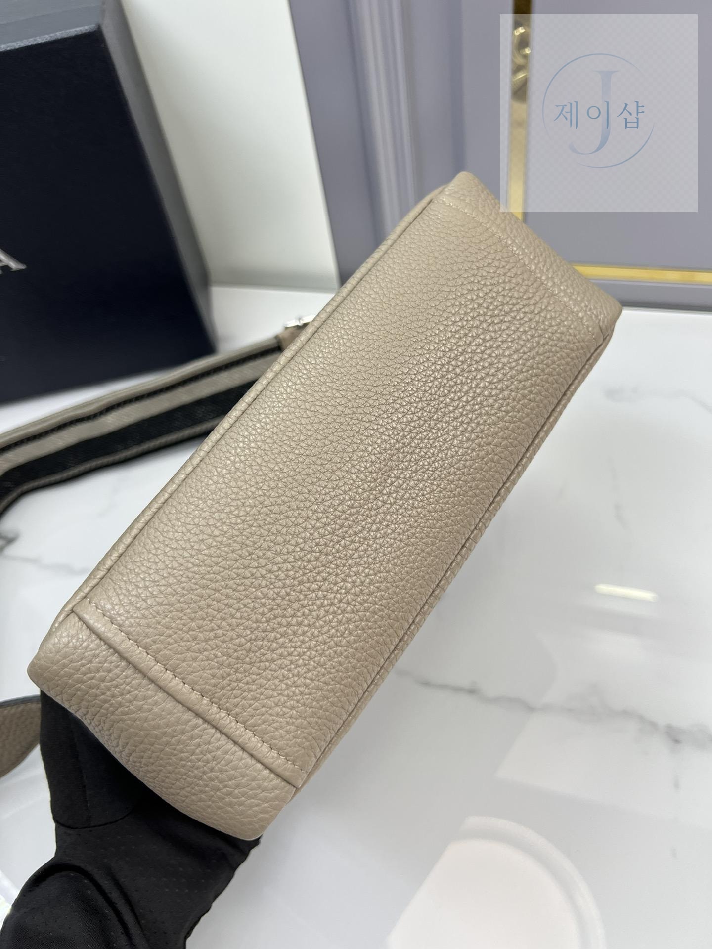 Prada Flou Shoulder - 상세 이미지