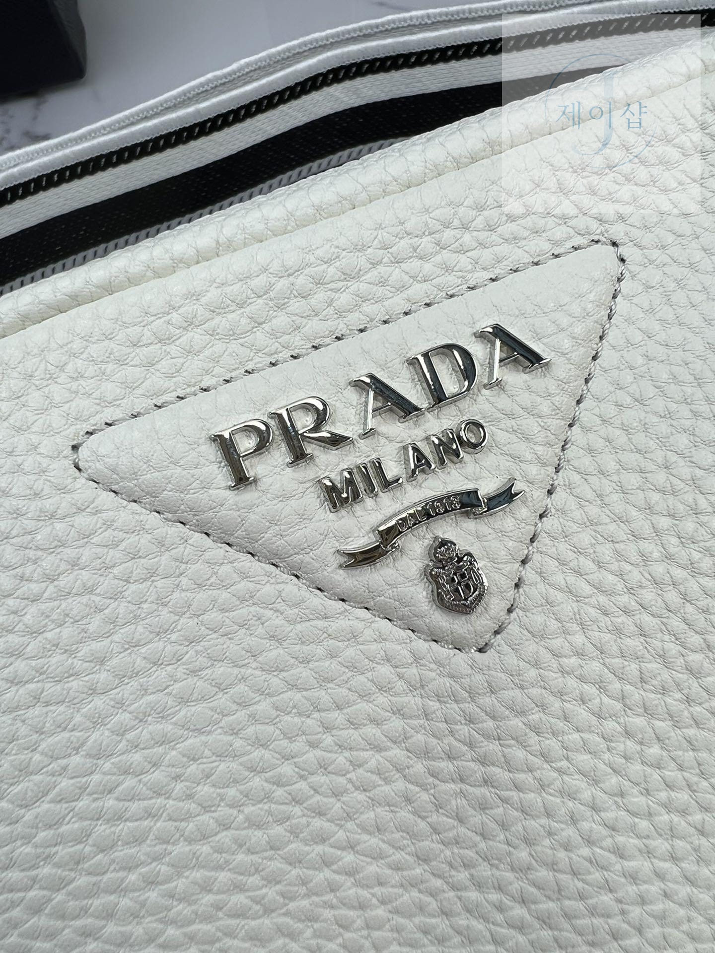 Prada Flou Shoulder - 상세 이미지