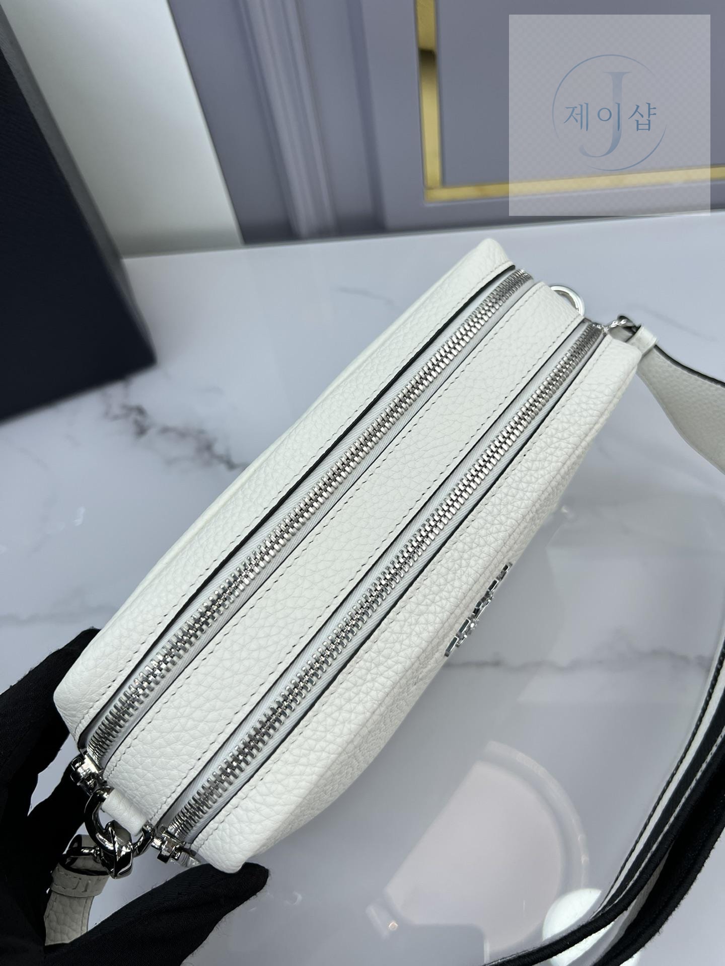 Prada Flou Shoulder - 상세 이미지