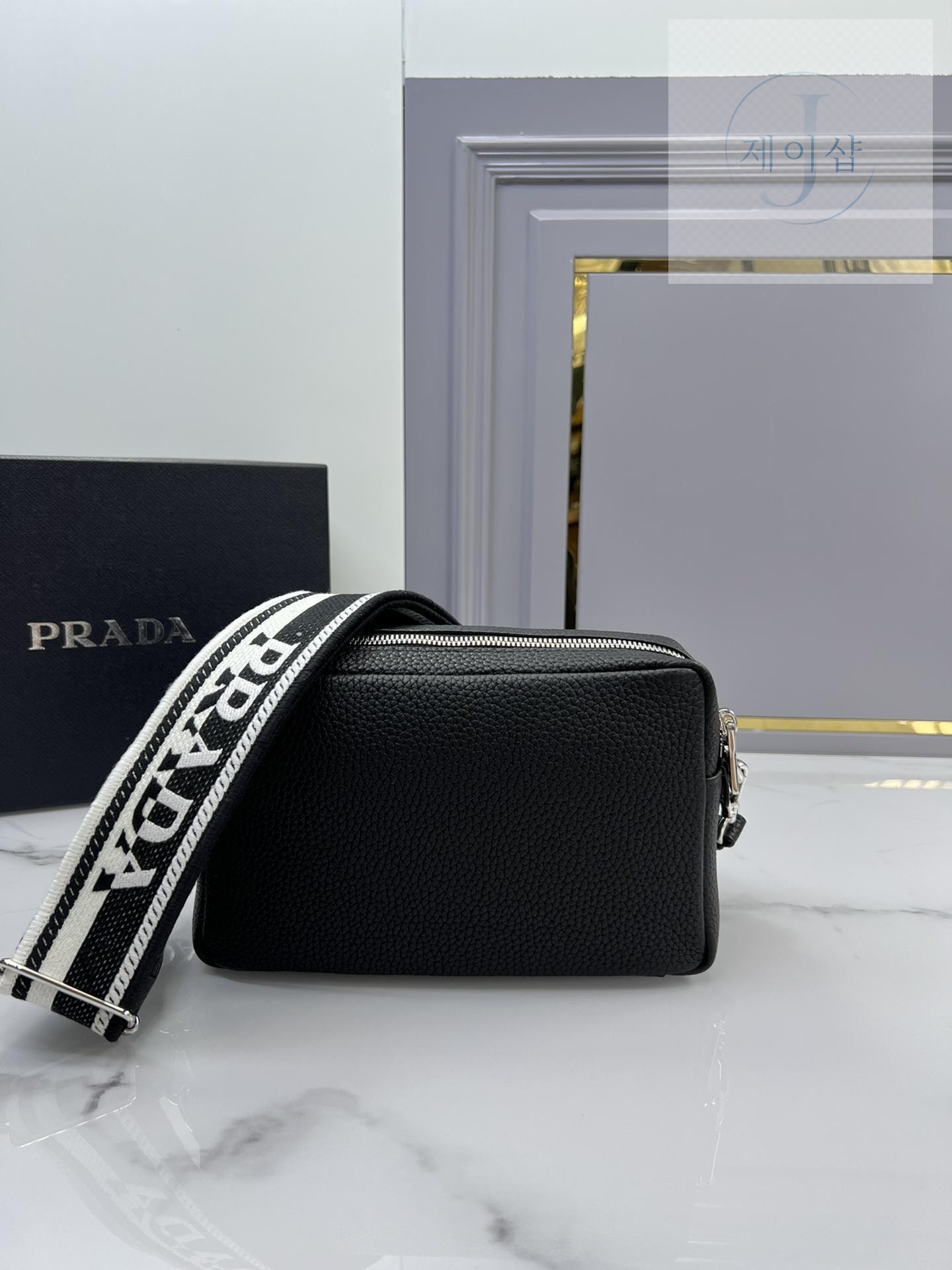Prada Flou Shoulder - 상세 이미지