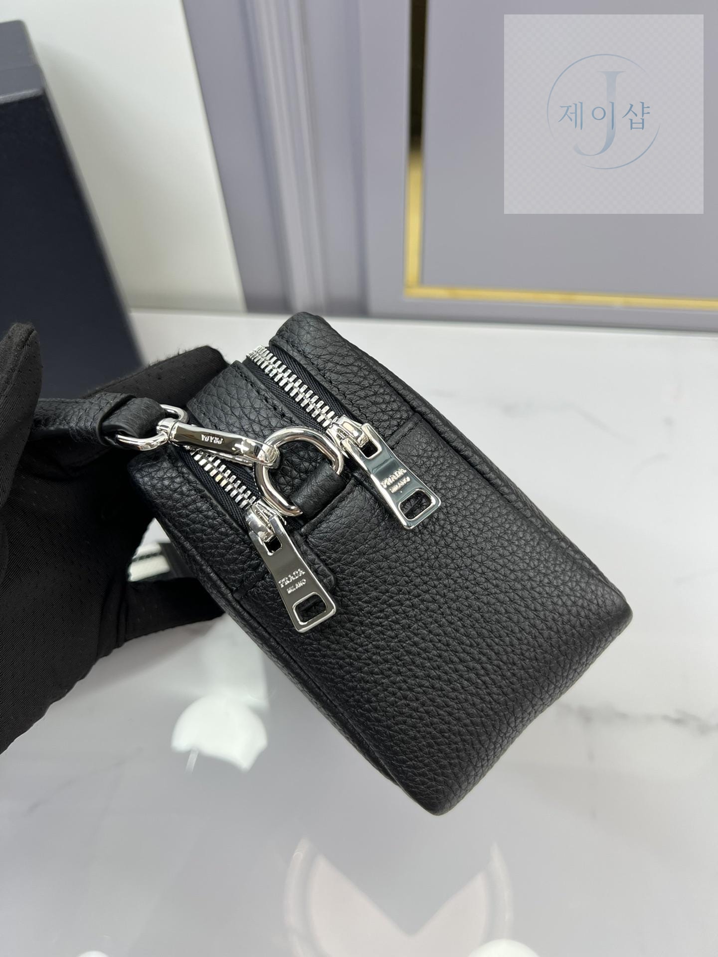 Prada Flou Shoulder - 상세 이미지