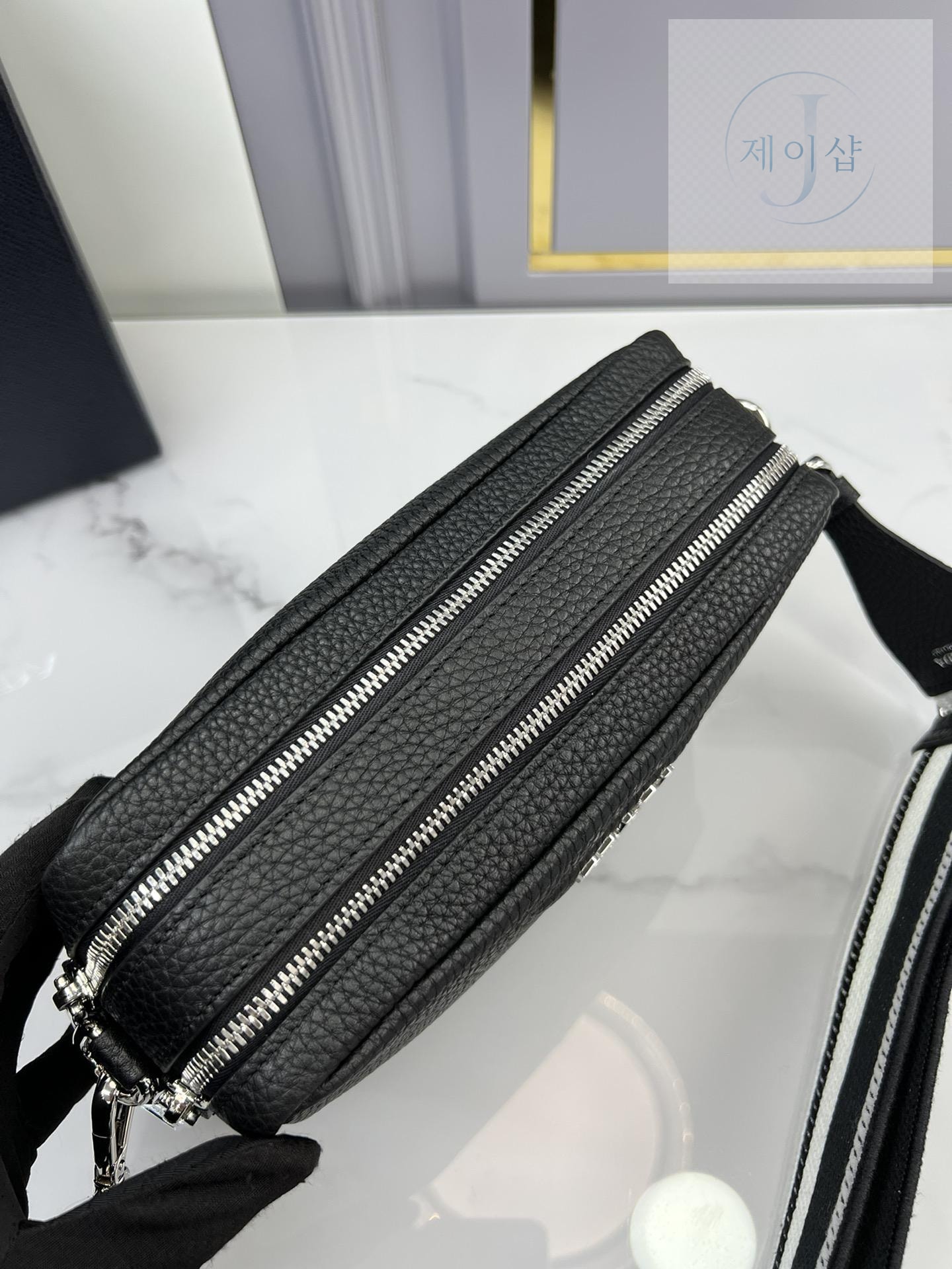 Prada Flou Shoulder - 상세 이미지