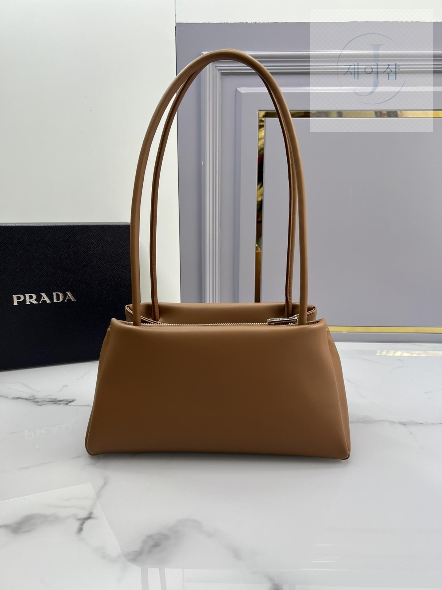 Prada Leather Mini Bag - 상세 이미지