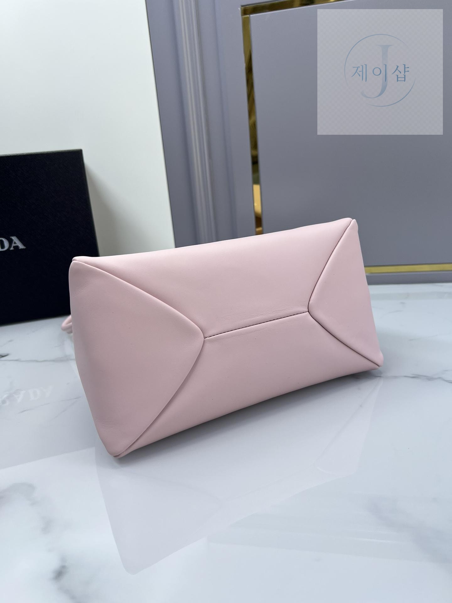 Prada Leather Mini Bag - 상세 이미지