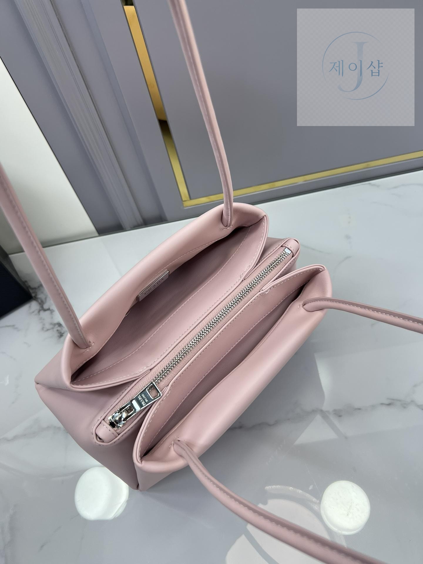 Prada Leather Mini Bag - 상세 이미지
