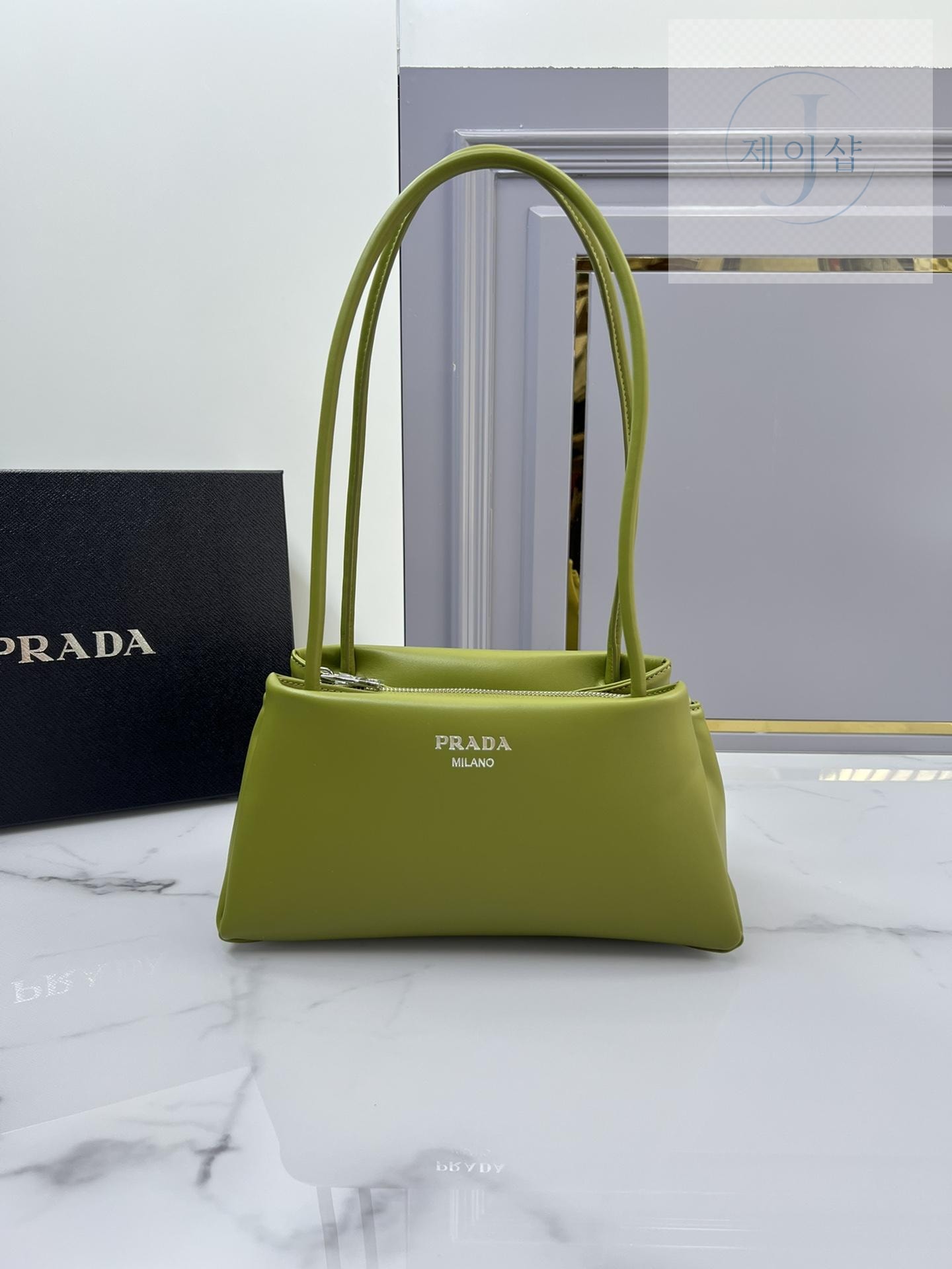 Prada Leather Mini Bag - 상세 이미지