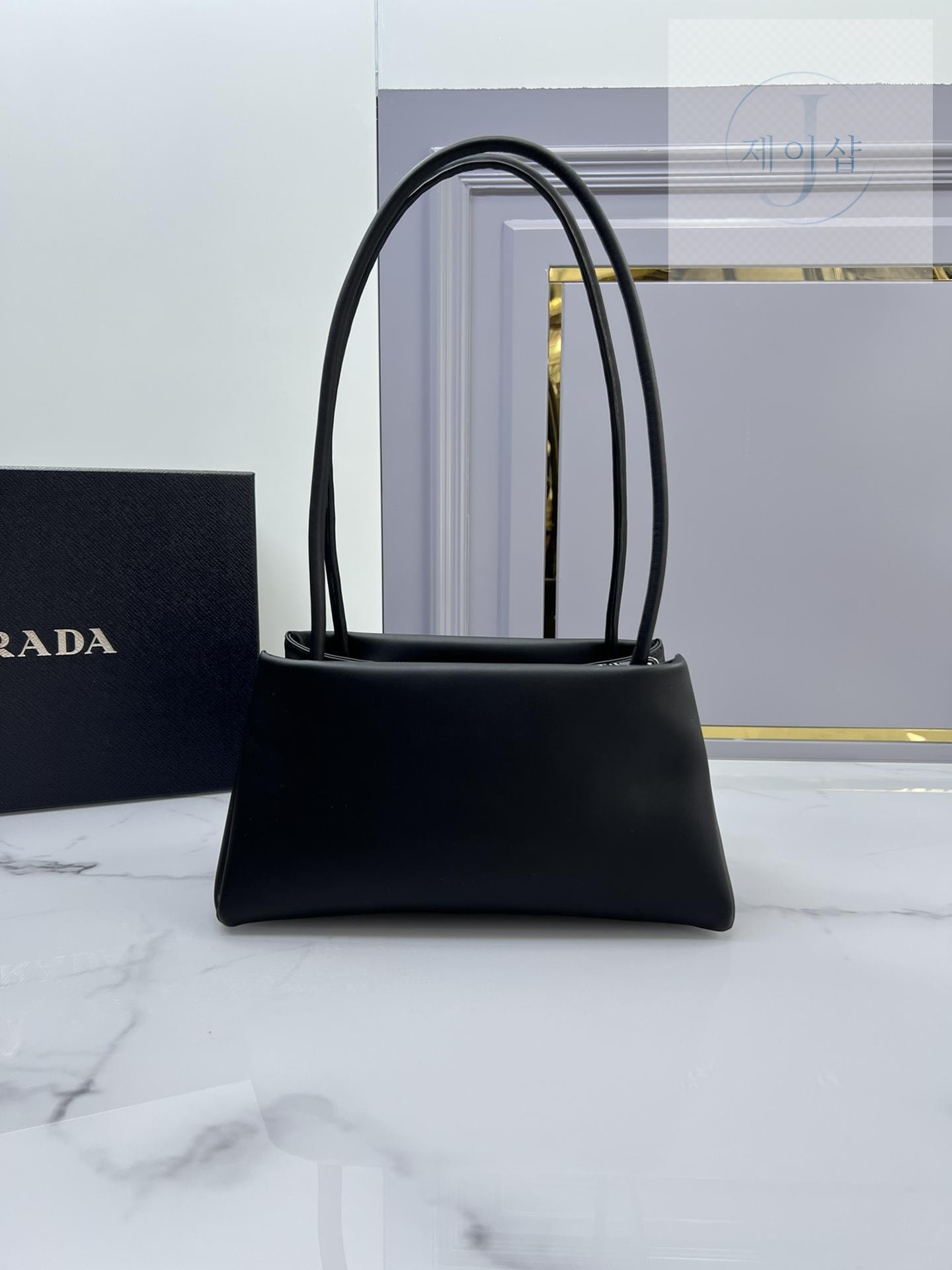 Prada Leather Mini Bag - 상세 이미지
