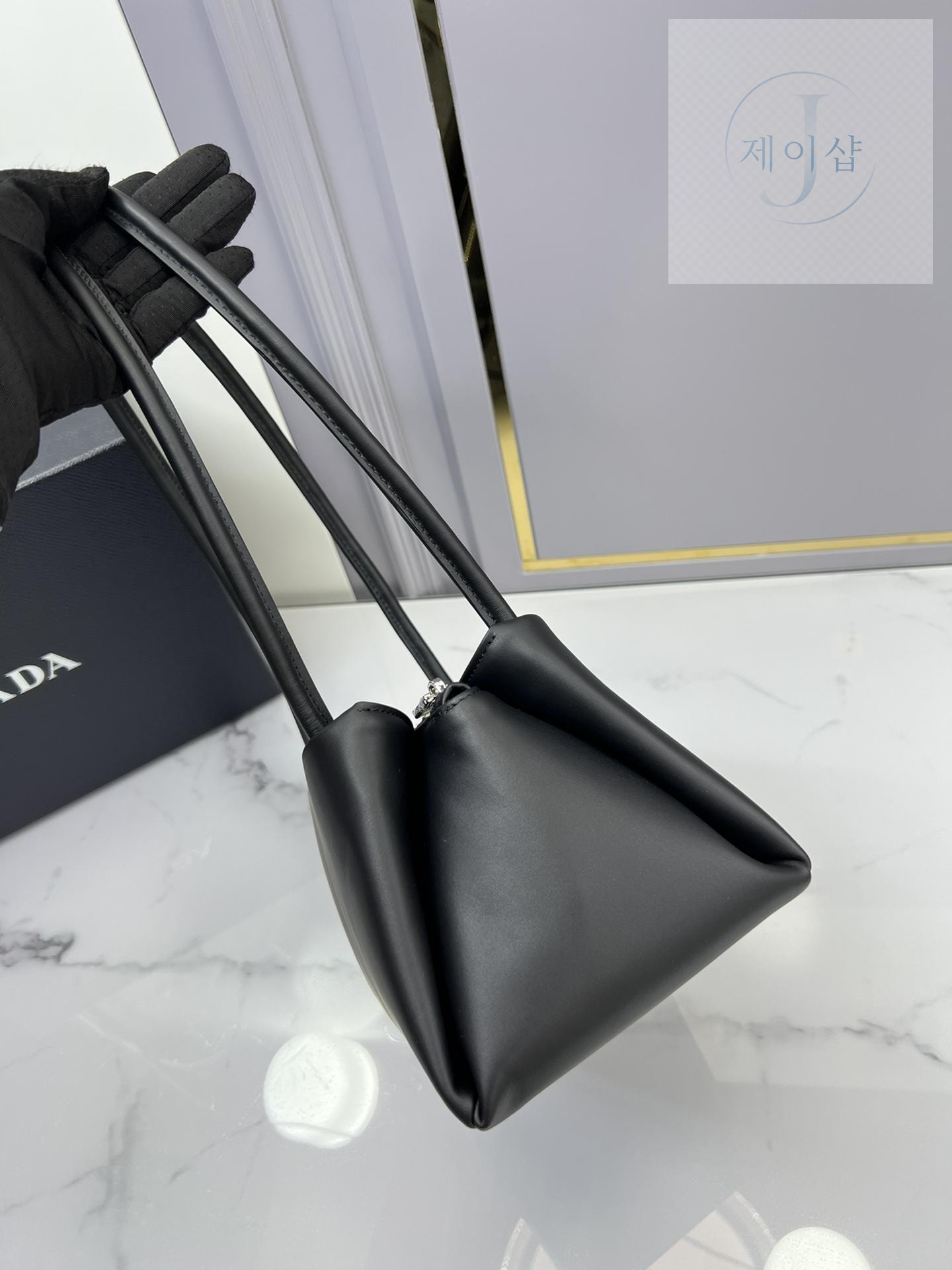 Prada Leather Mini Bag - 상세 이미지
