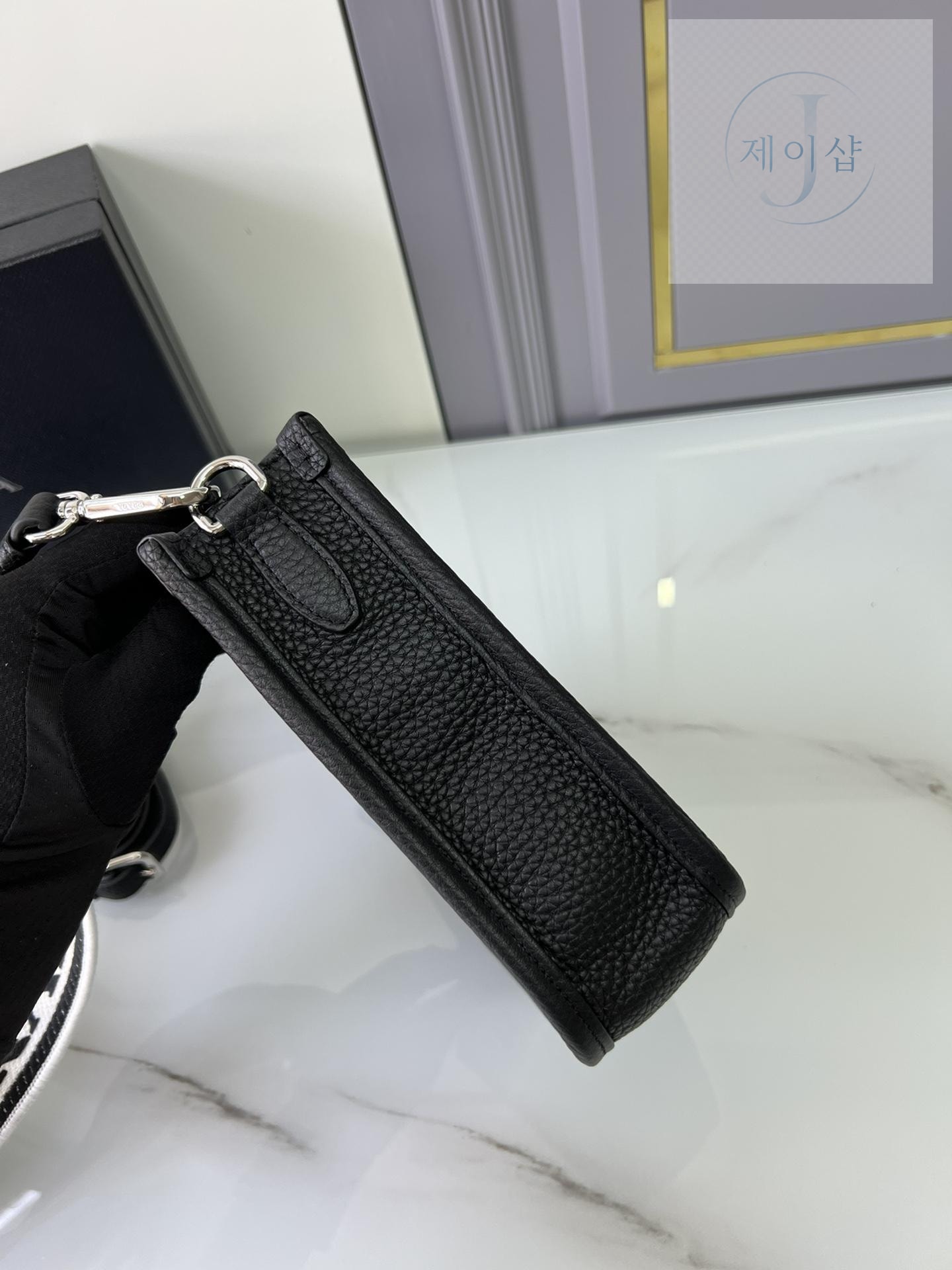 Prada Leather Mini Shoulder - 상세 이미지