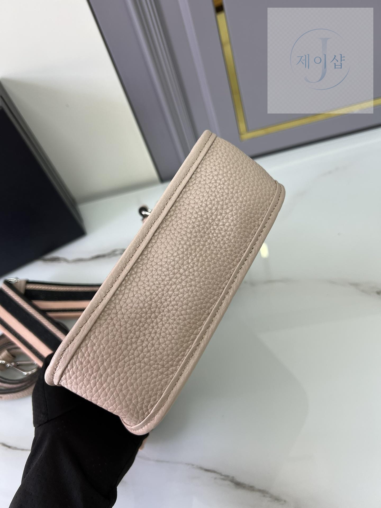Prada Leather Mini Shoulder - 상세 이미지