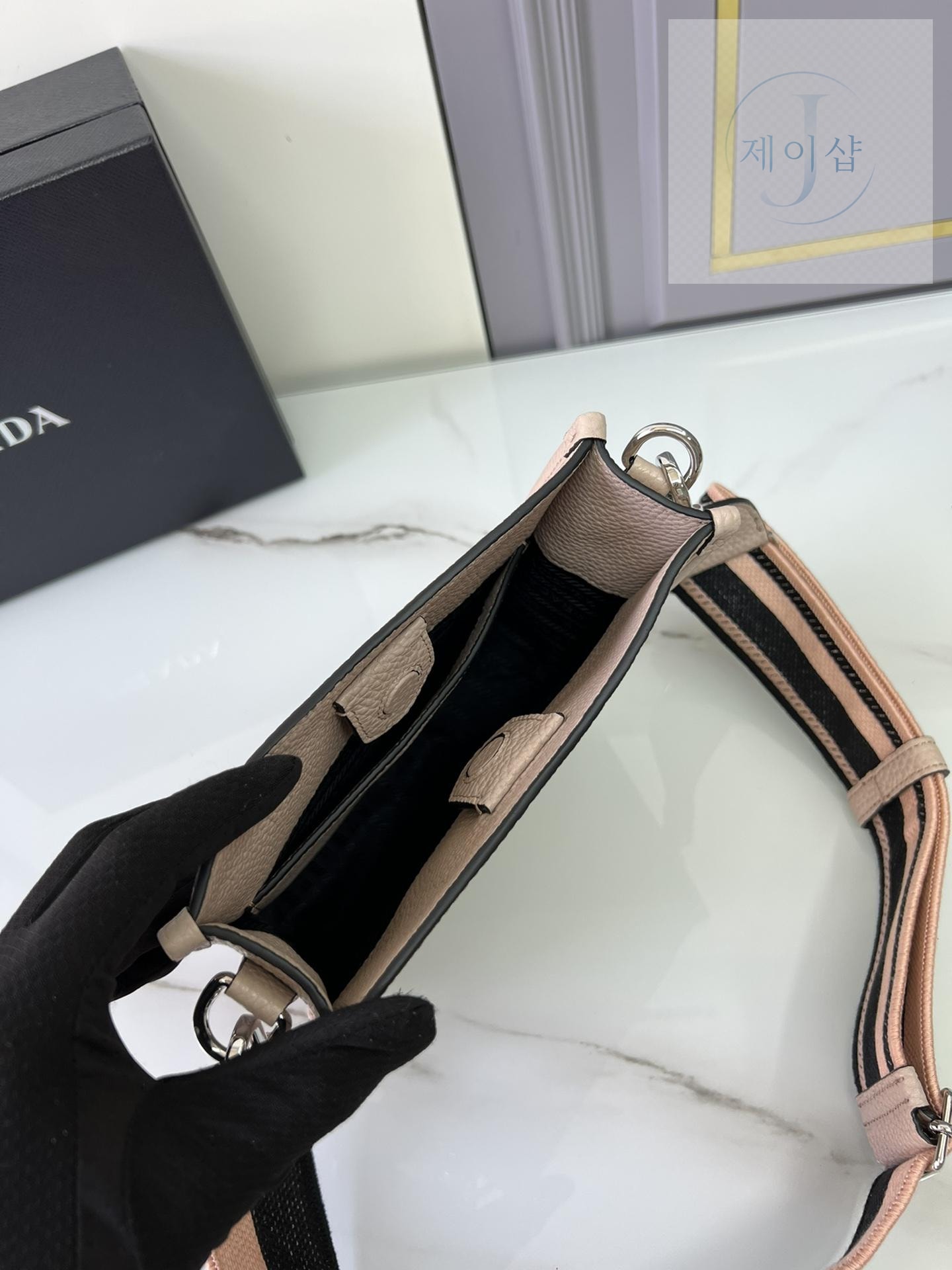 Prada Leather Mini Shoulder - 상세 이미지